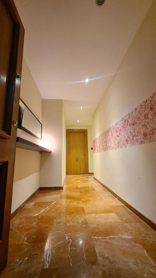 Pis en venda a Calle Poeta Manuel de Góngora, Cervantes Pis en venda en Granada Capital amb Aire condicionat, Calefacció i Terrassa