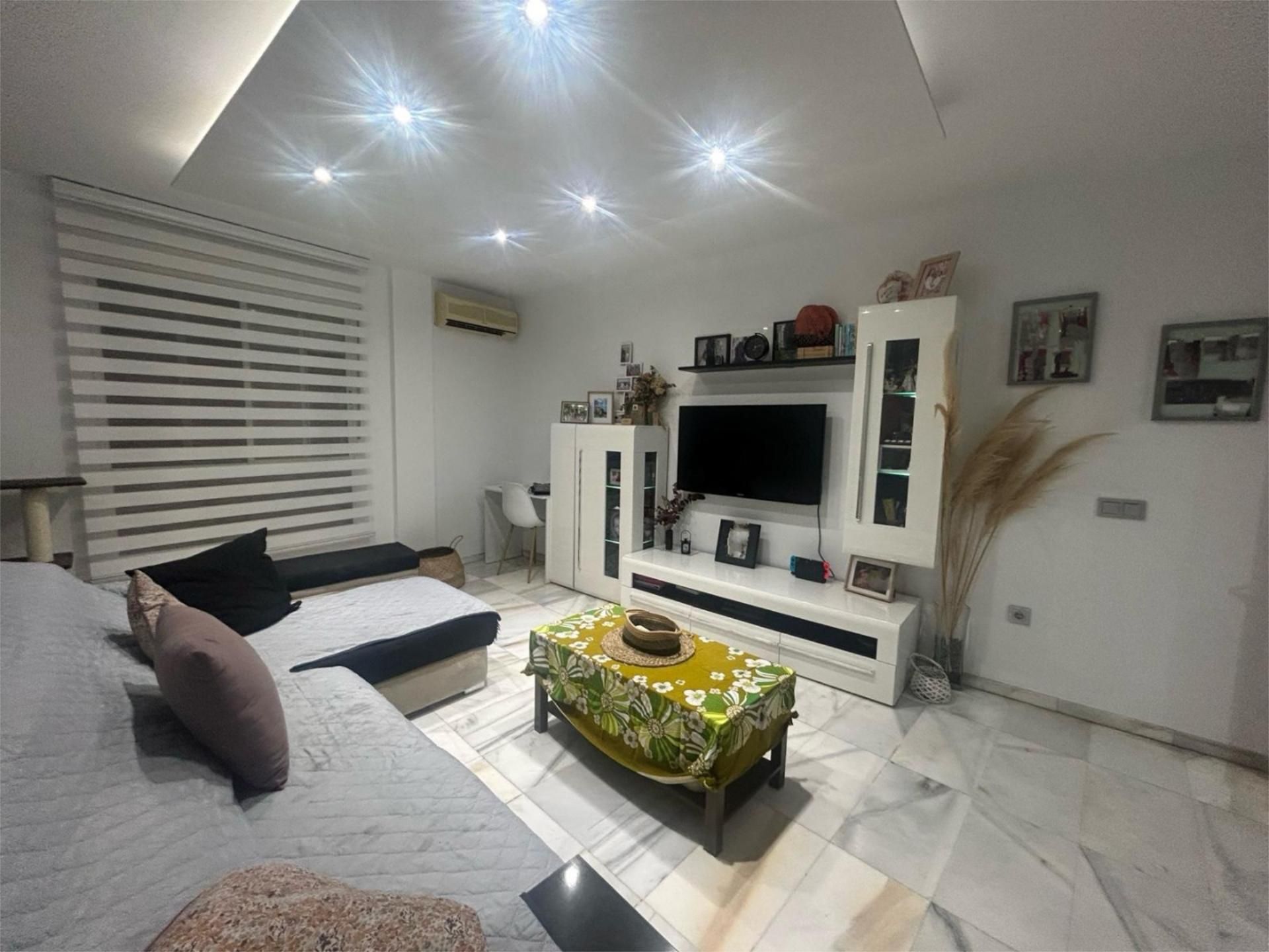 Living room of Flat for sale in Benahadux  with Air Conditioner, Heating and Storage room