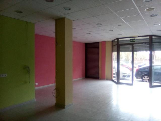 Local comercial en Alquiler en Carrer del Duc de Llíria, 102 en Parque de la Bombilla