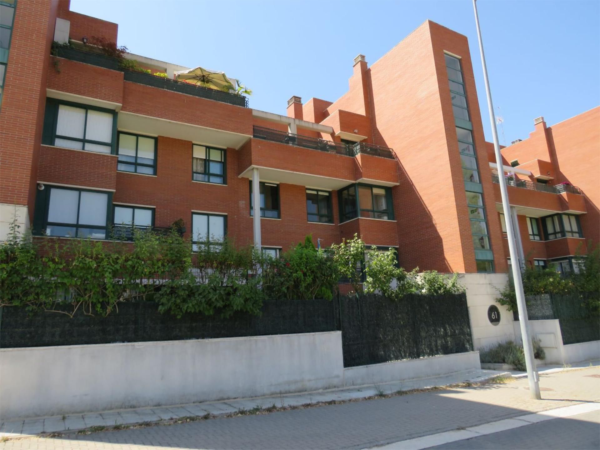 Exterior view of Flat for sale in Valladolid Capital  with Heating, Parquet flooring and Storage room