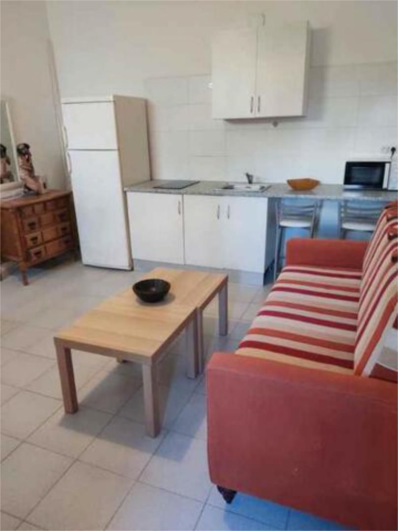 Study to rent in El Atabal