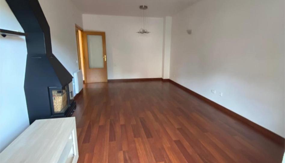 Foto 1 de Piso en venta en Passeig de Les Masies, 53, Pallejà, Barcelona