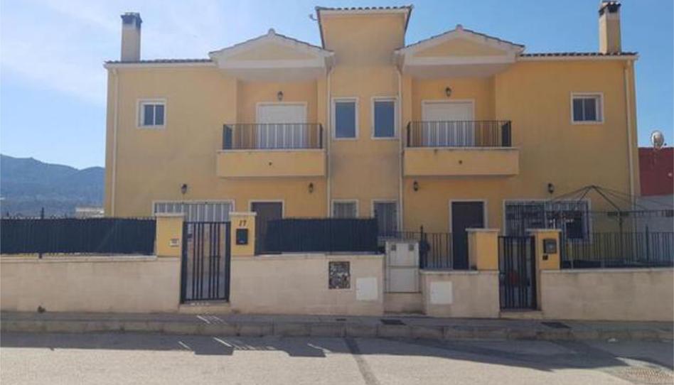 Casa adosada en venda a Hondón de los Frailes, Alicante - imatge 1 Foto 1 de Casa adosada en venda a Hondón de los Frailes, Alicante