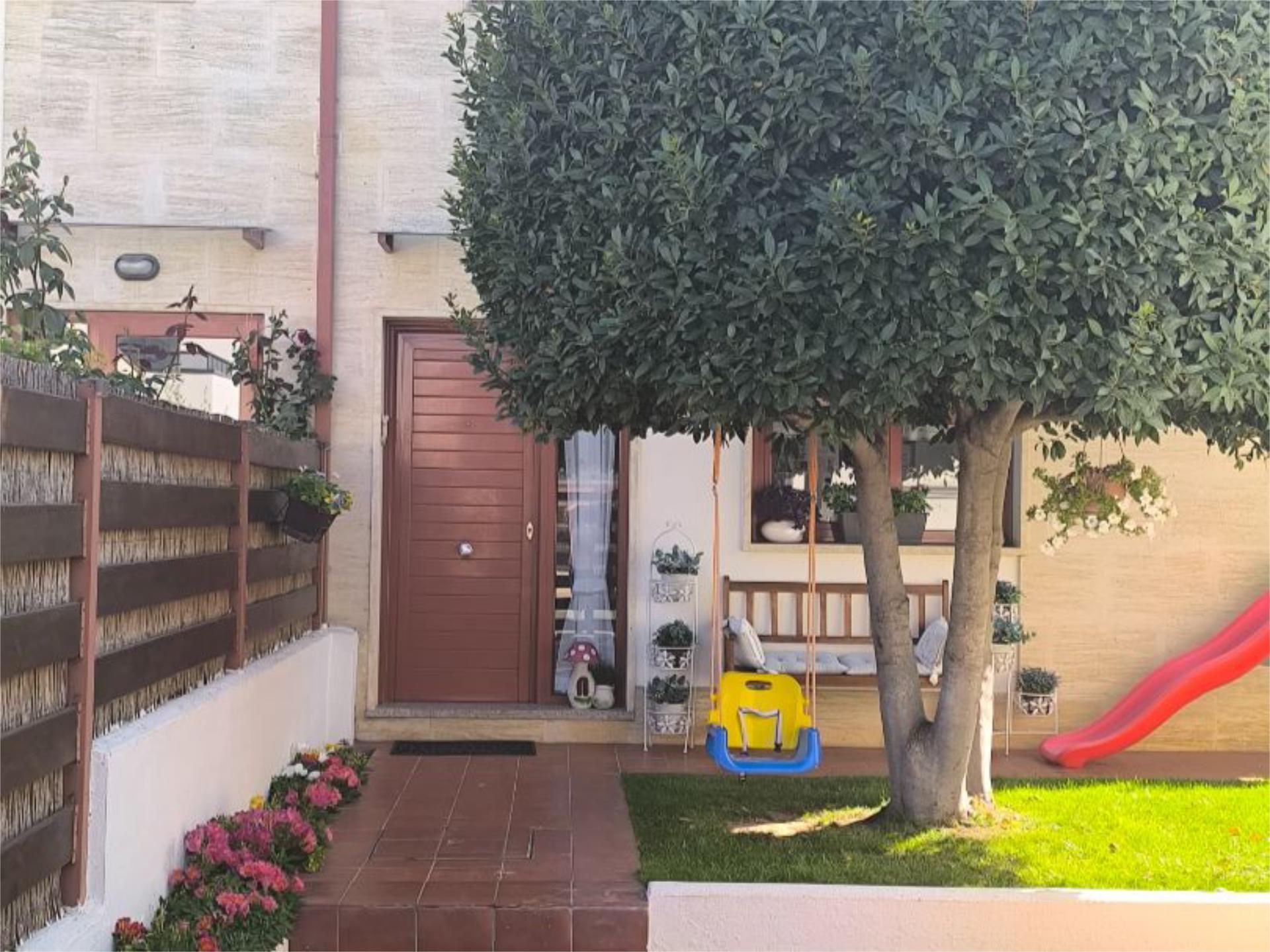 Jardí de Pis en venda en Doñinos de Salamanca amb Aire condicionat, Calefacció i Jardí privat