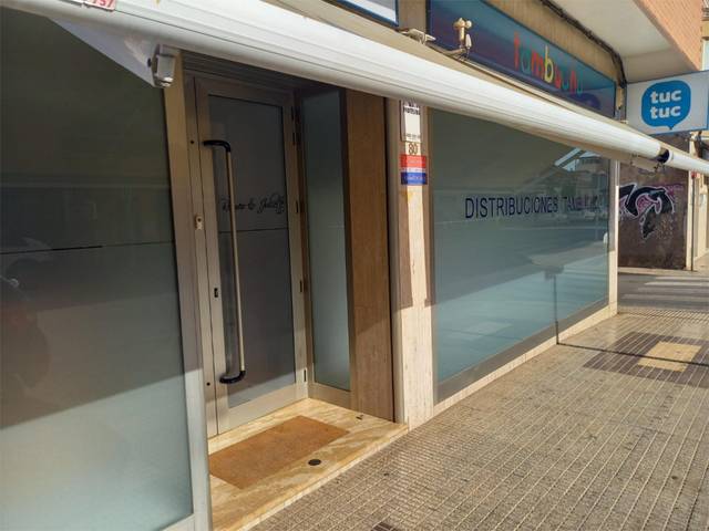 Local comercial en Venta en Calle Alfonso XIII, 82 en Los Dolores