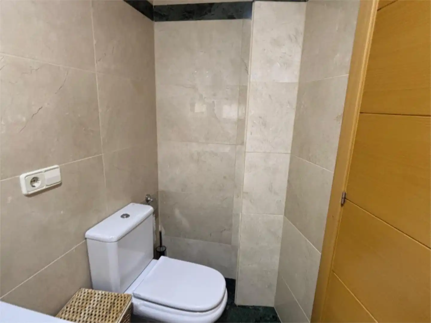 Flat for sale in Plaza de San Isidoro, 6, Casco Antiguo Bathroom of Flat for sale in Zamora Capital with Heating, Storage room and Furnished