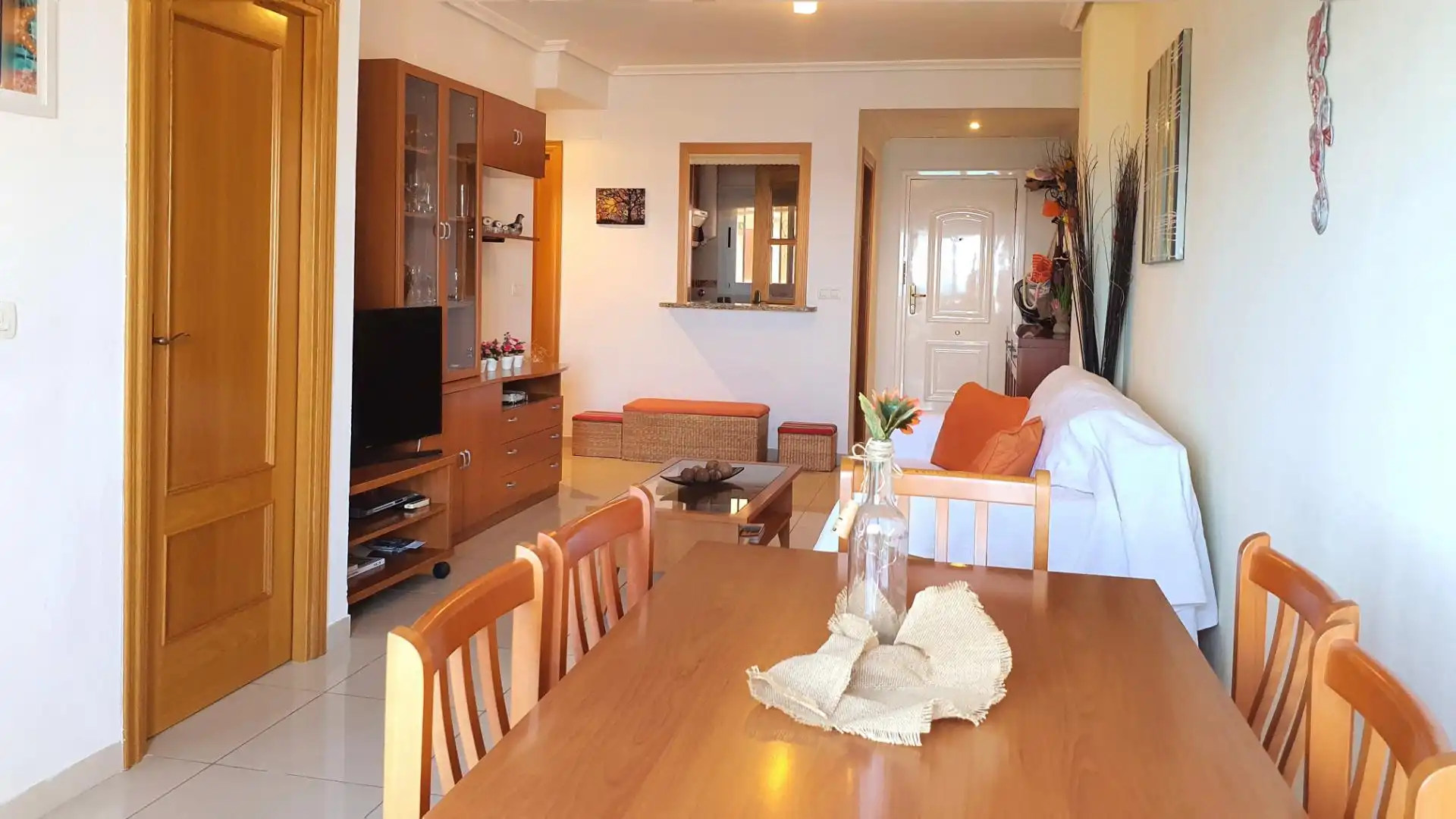 Flat for sale in Calle el Barco, 1, Vista Mar Living room of Flat for sale in Oropesa del Mar / Orpesa with Air Conditioner, Private garden and Terrace