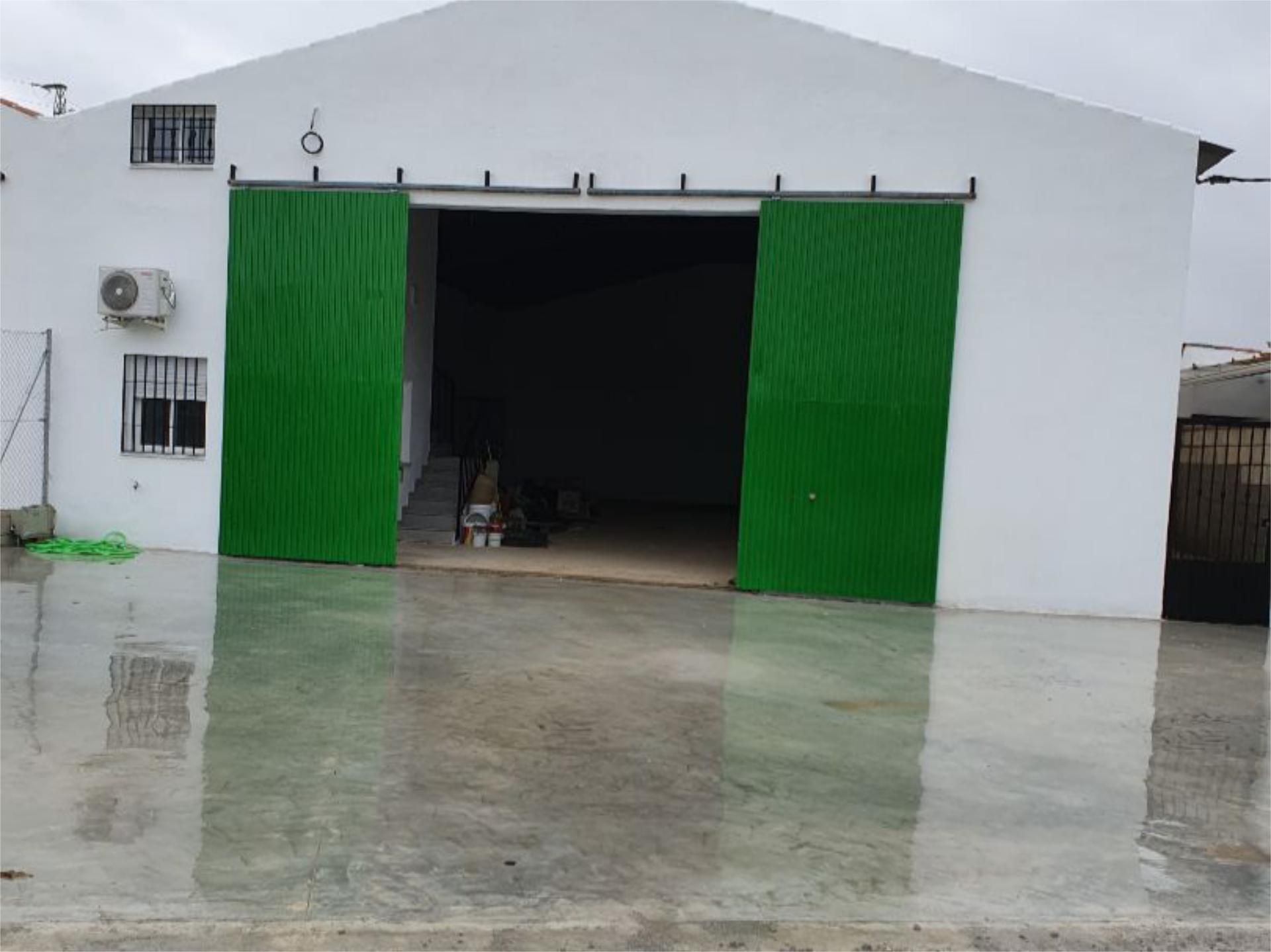 Nau industrial de lloguer en La Carlota amb Aire condicionat i Parquet