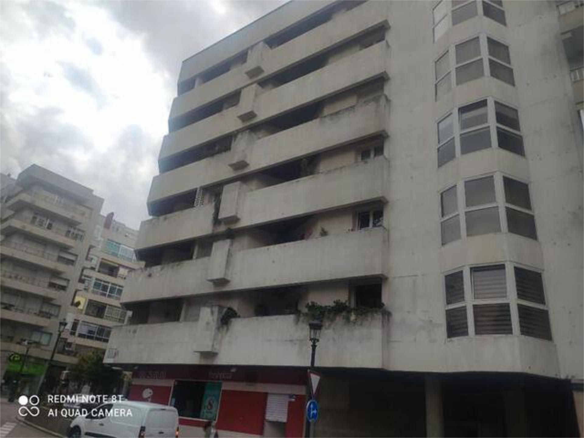 Exterior view of Garage to rent in Vigo 