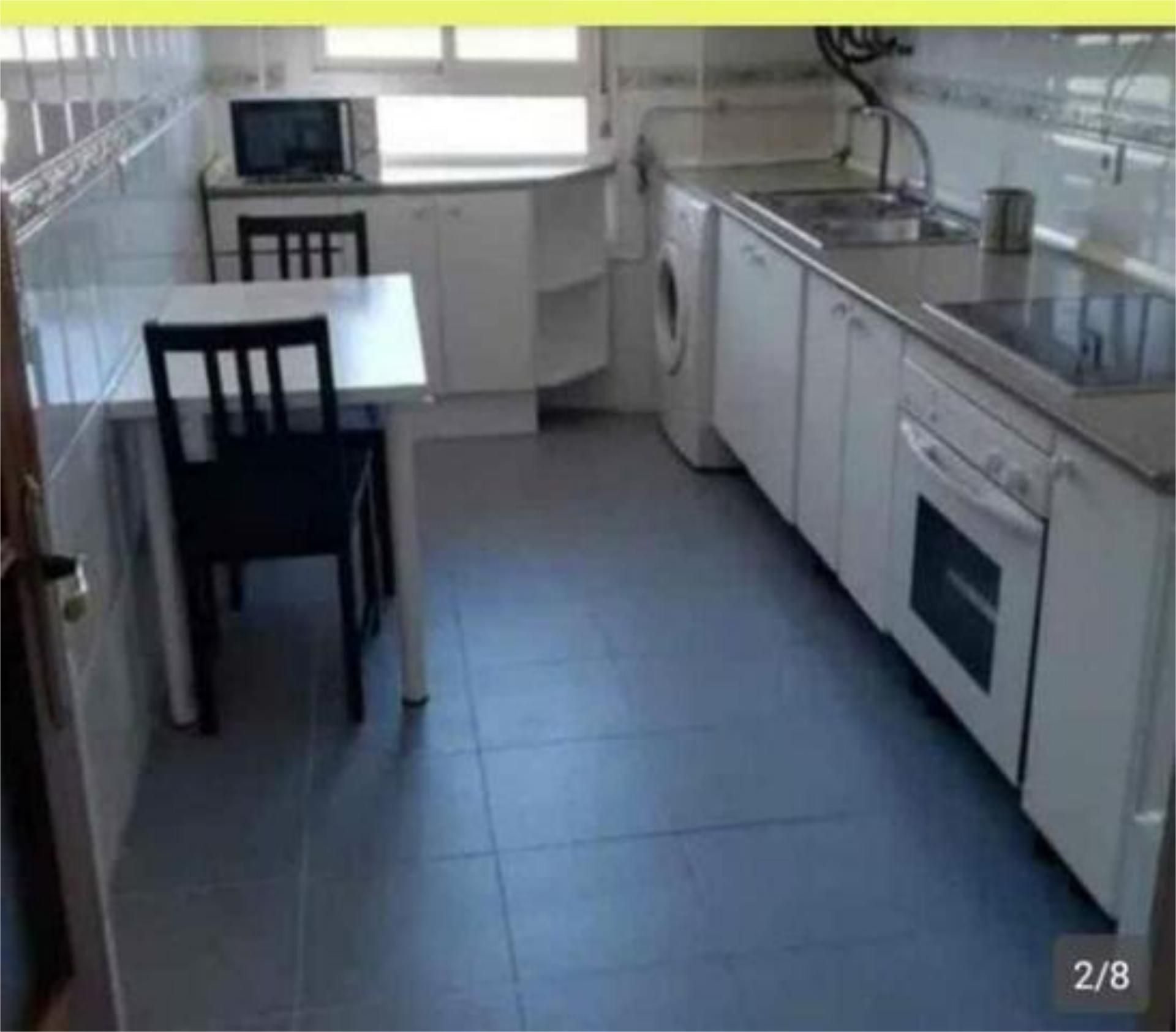Kitchen of House or chalet to share in Cáceres Capital
