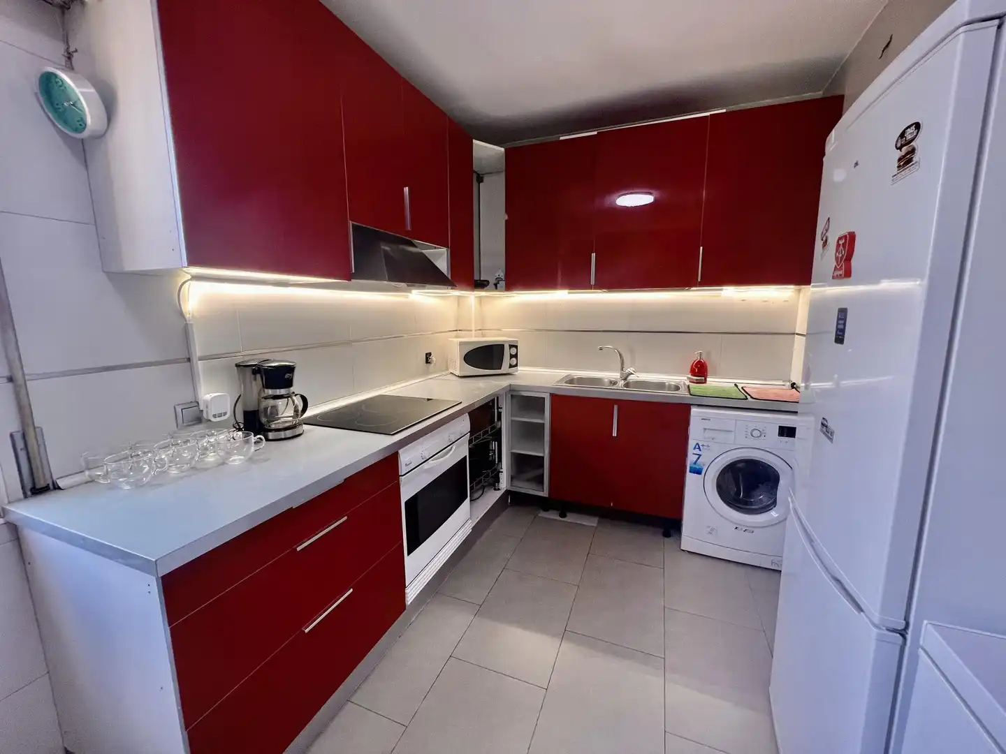Room in Calle de Valencia, 41, Pueblo Kitchen of Houses for share in Pozuelo de Alarcón with Air Conditioner, Heating and Private garden