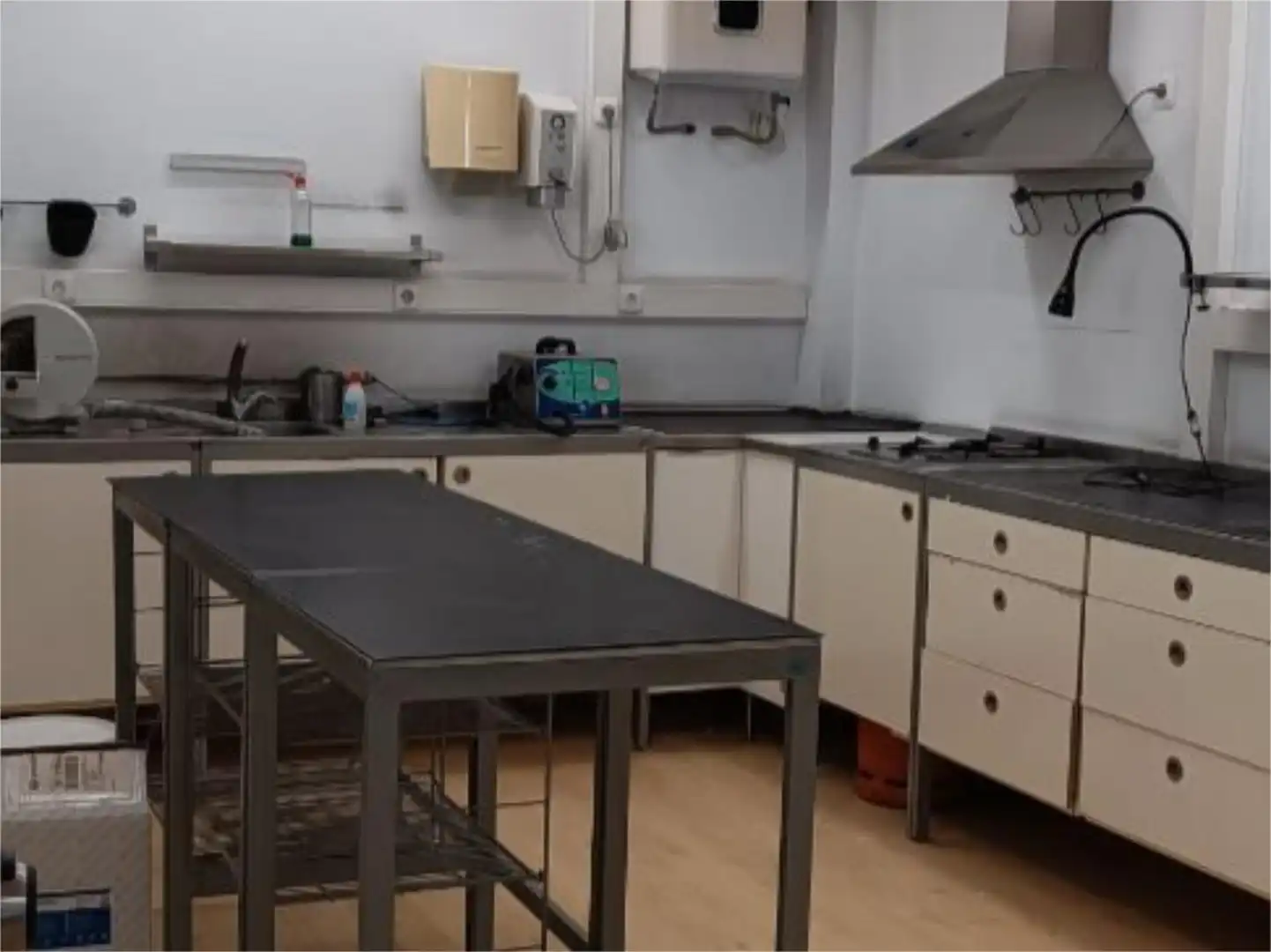 Commercial properties for sale in Mijoa Auzoa, 2, Mutriku Kitchen of Commercial properties for sale in Mutriku with Air Conditioner and Heating