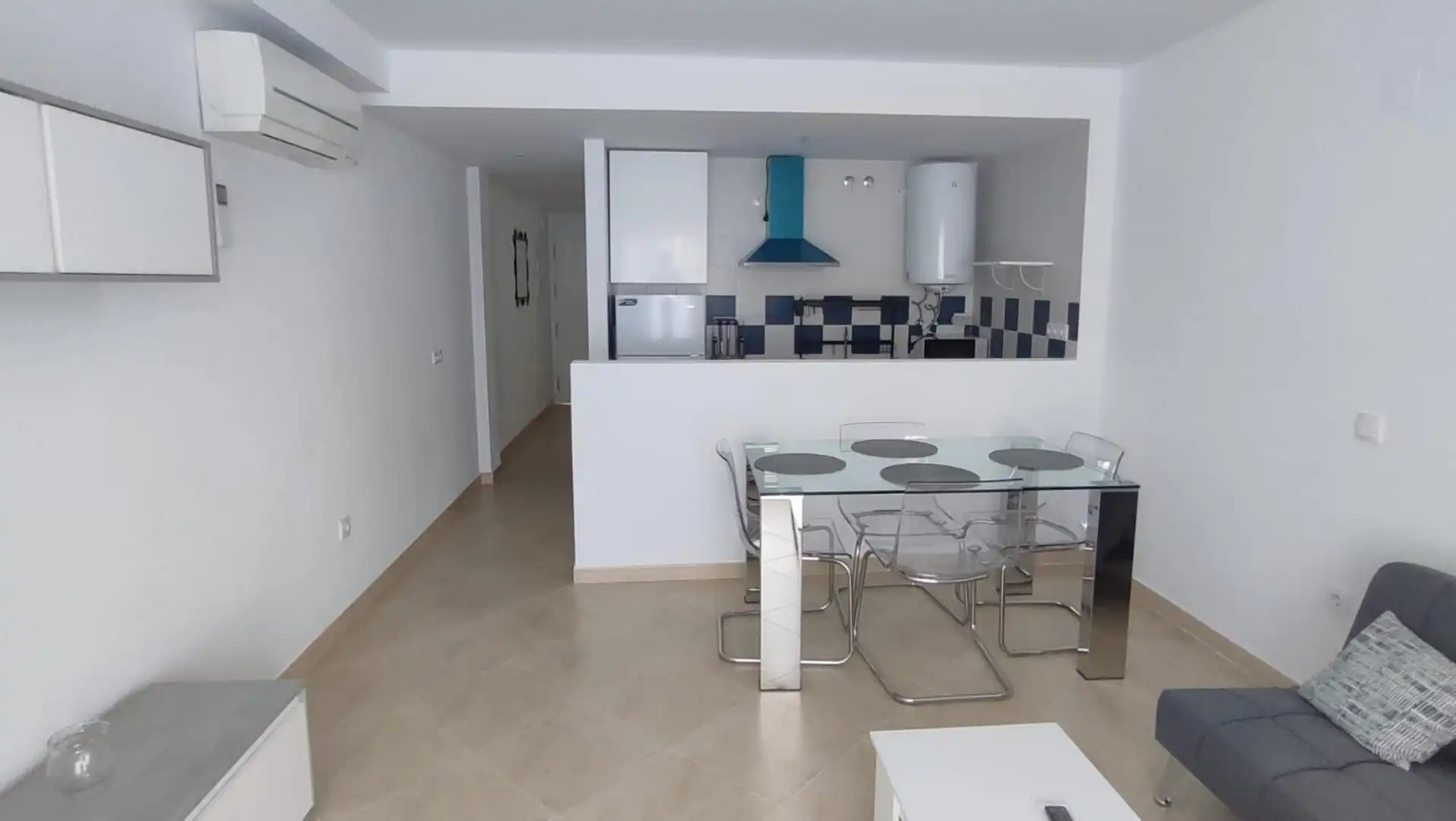 Comedor de Dúplex de alquiler en Benalmádena con Aire acondicionado, Amueblado y Horno