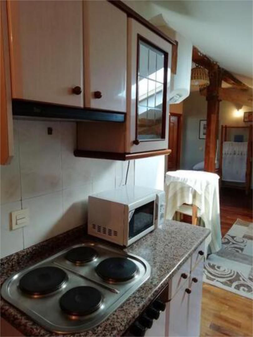 Cuina de Apartament de lloguer en Melgar de Fernamental amb Moblat