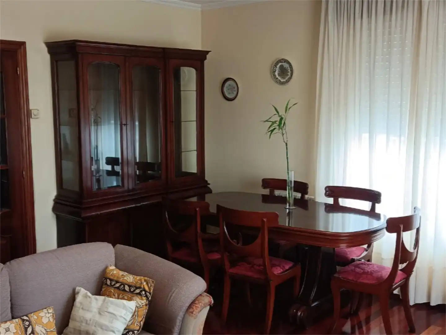 Casa o chalet de alquiler en Área Rural Comedor de Casa o chalet de alquiler en Ferrol con Calefacción, Jardín privado y Parquet