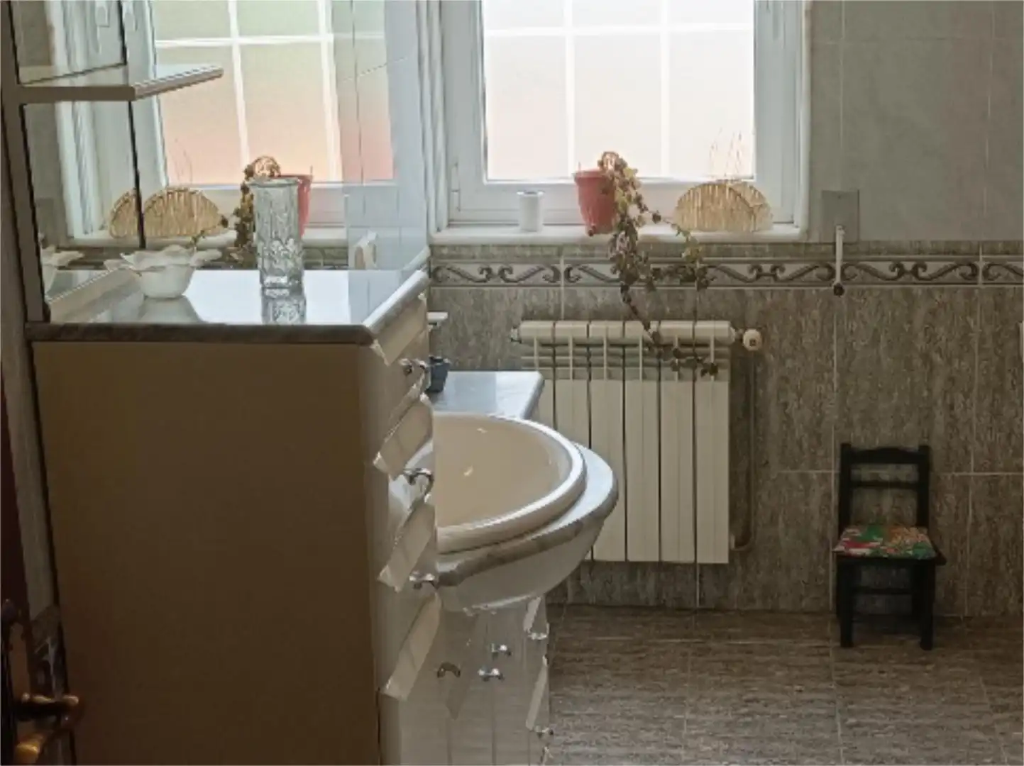 Casa o chalet de alquiler en Área Rural Baño de Casa o chalet de alquiler en Ferrol con Calefacción, Jardín privado y Parquet