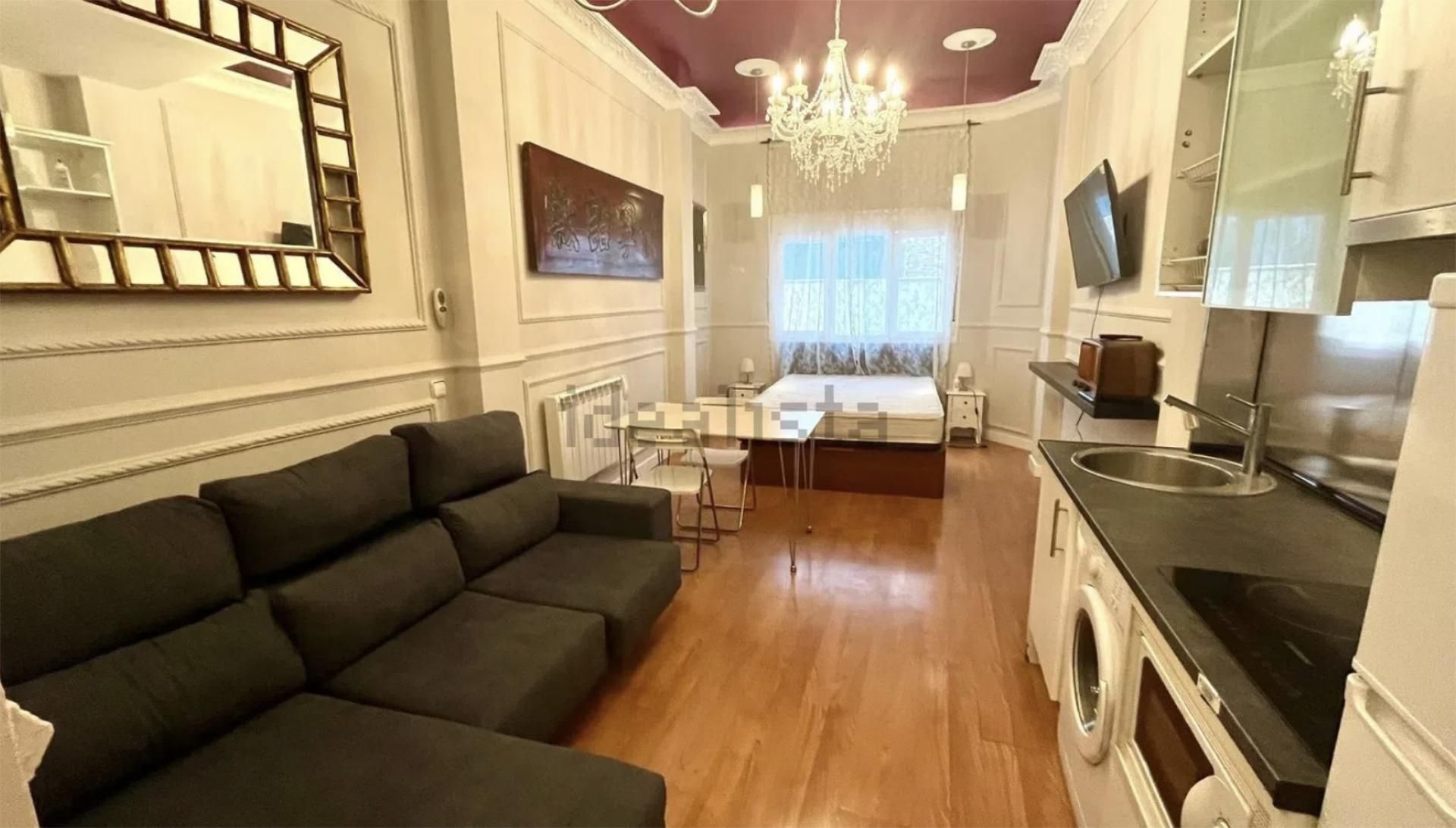 Living room of Study for sale in  Madrid Capital  with Air Conditioner