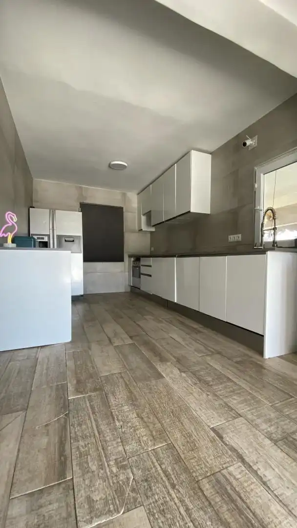 Houses for sale in Calle Madrid, 73, Yuncler Kitchen of Houses for sale in Yuncler with Air Conditioner and Swimming Pool