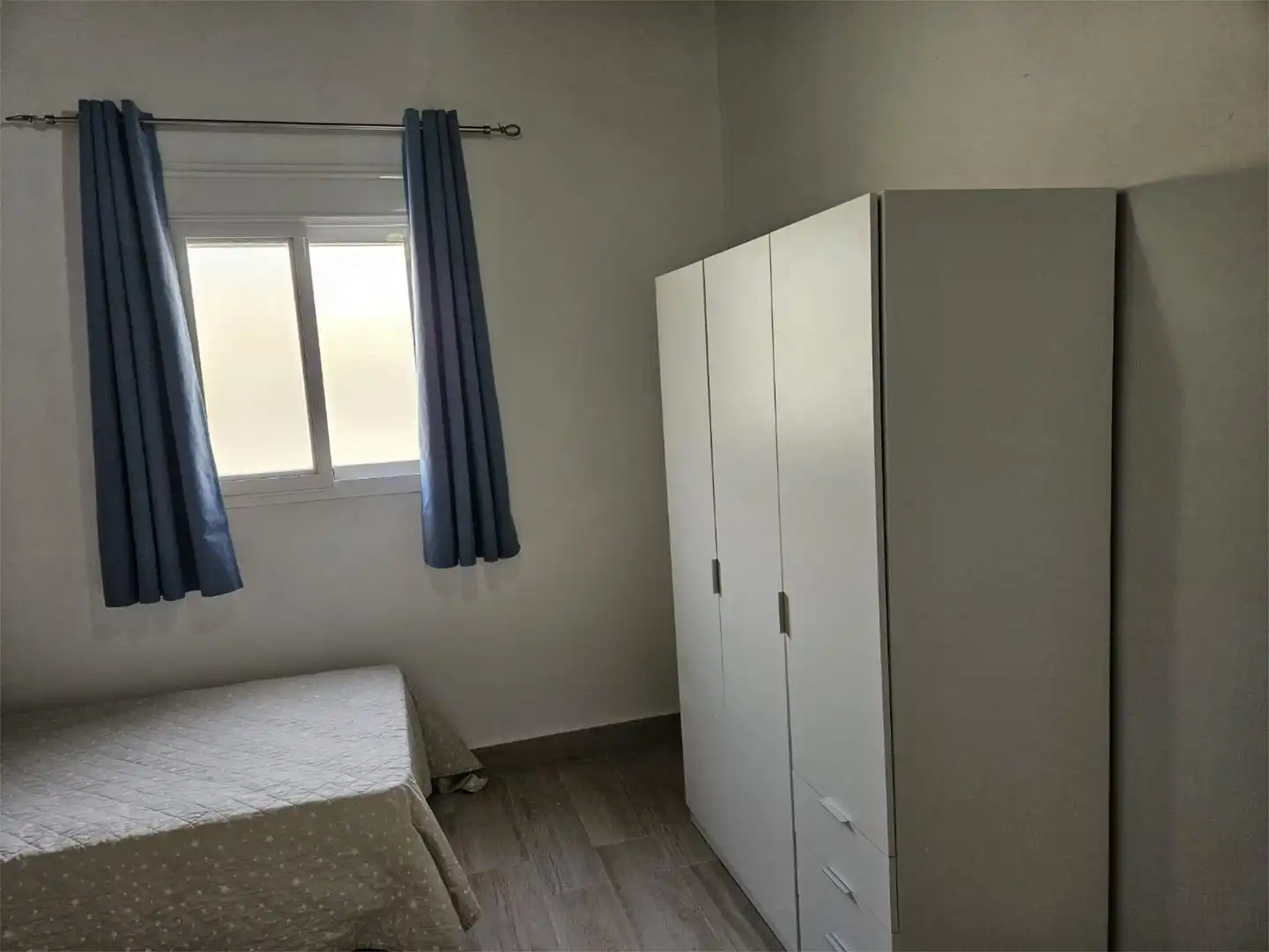 Habitación en Calle Repla, 7, Los Corrales Habitación de Piso para compartir en Los Corrales