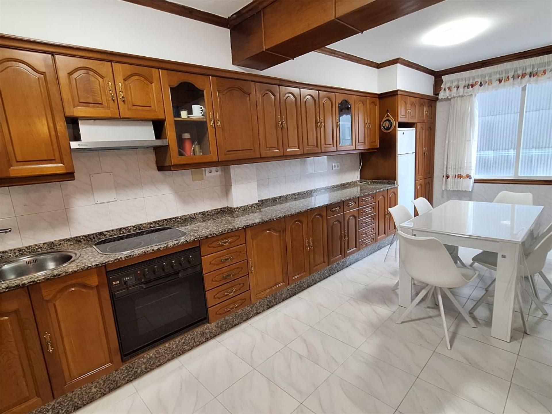 Kitchen of Flat to rent in Ferrol  with Furnished