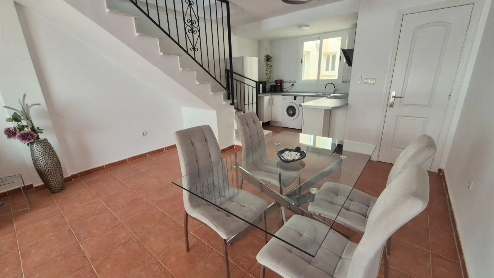 Piso de alquiler en Calle Ciudad de Tarragona, 3, Vera Playa Naturista Comedor de Piso de alquiler en Vera con Aire acondicionado, Calefacción y Terraza