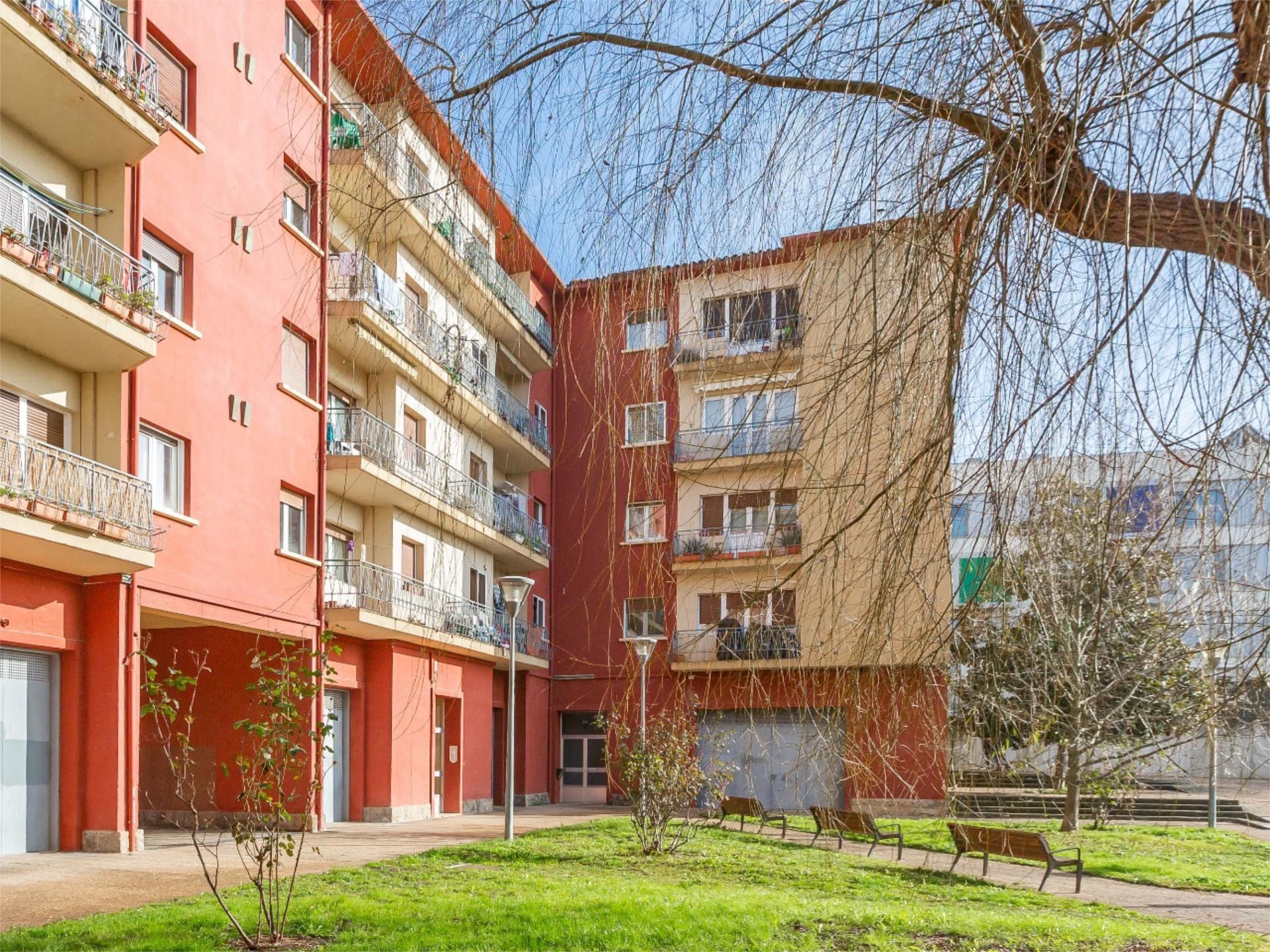 Exterior view of Flat for sale in  Pamplona / Iruña  with Terrace and Balcony