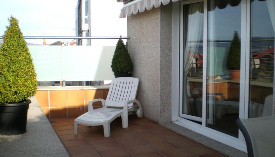 Foto 1 de Àtic de lloguer a Rúa de Pi y Margall, 21, Camelias - Pi y Margall, Pontevedra