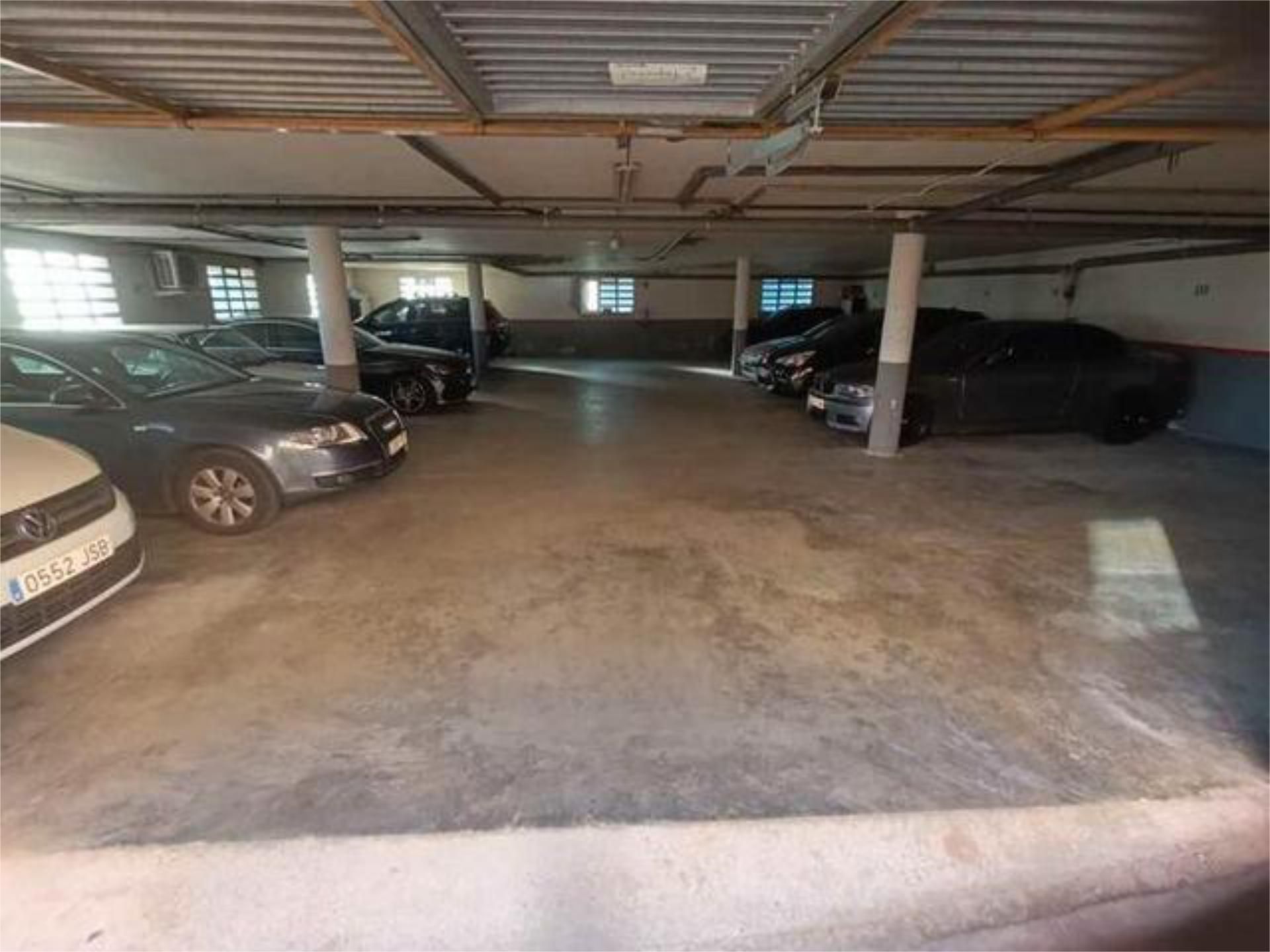 Parking de Garaje de alquiler en Cerdanyola del Vallès