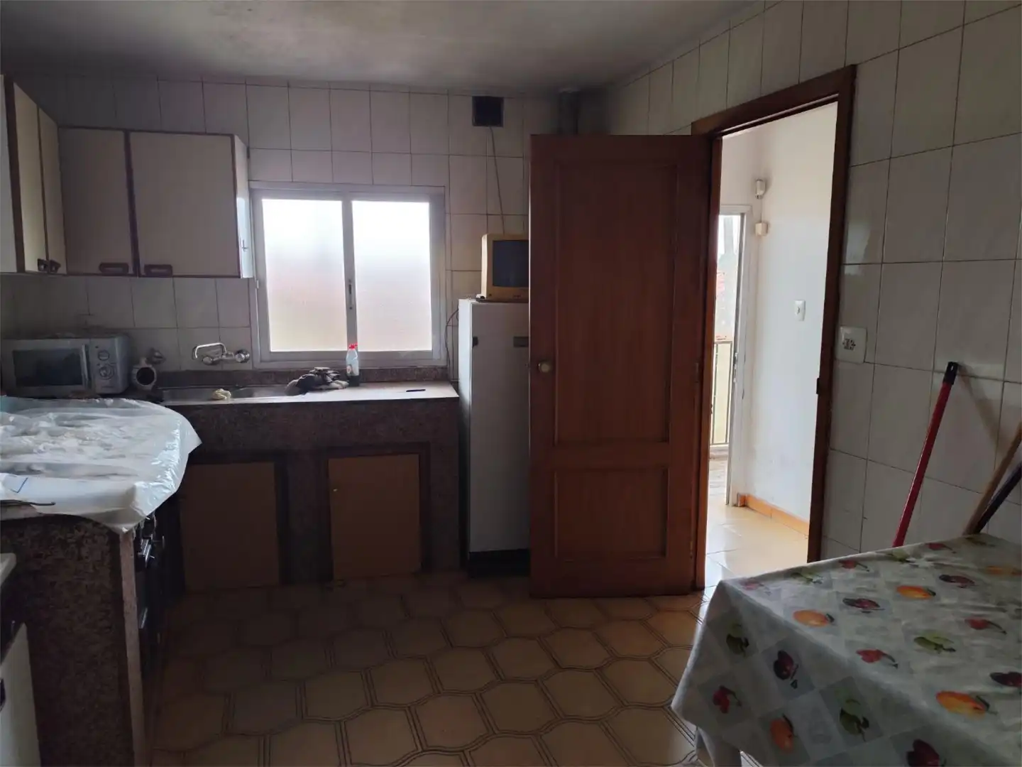 Cuina de Casa o xalet en venda en Porqueira amb Moblat i Balcó