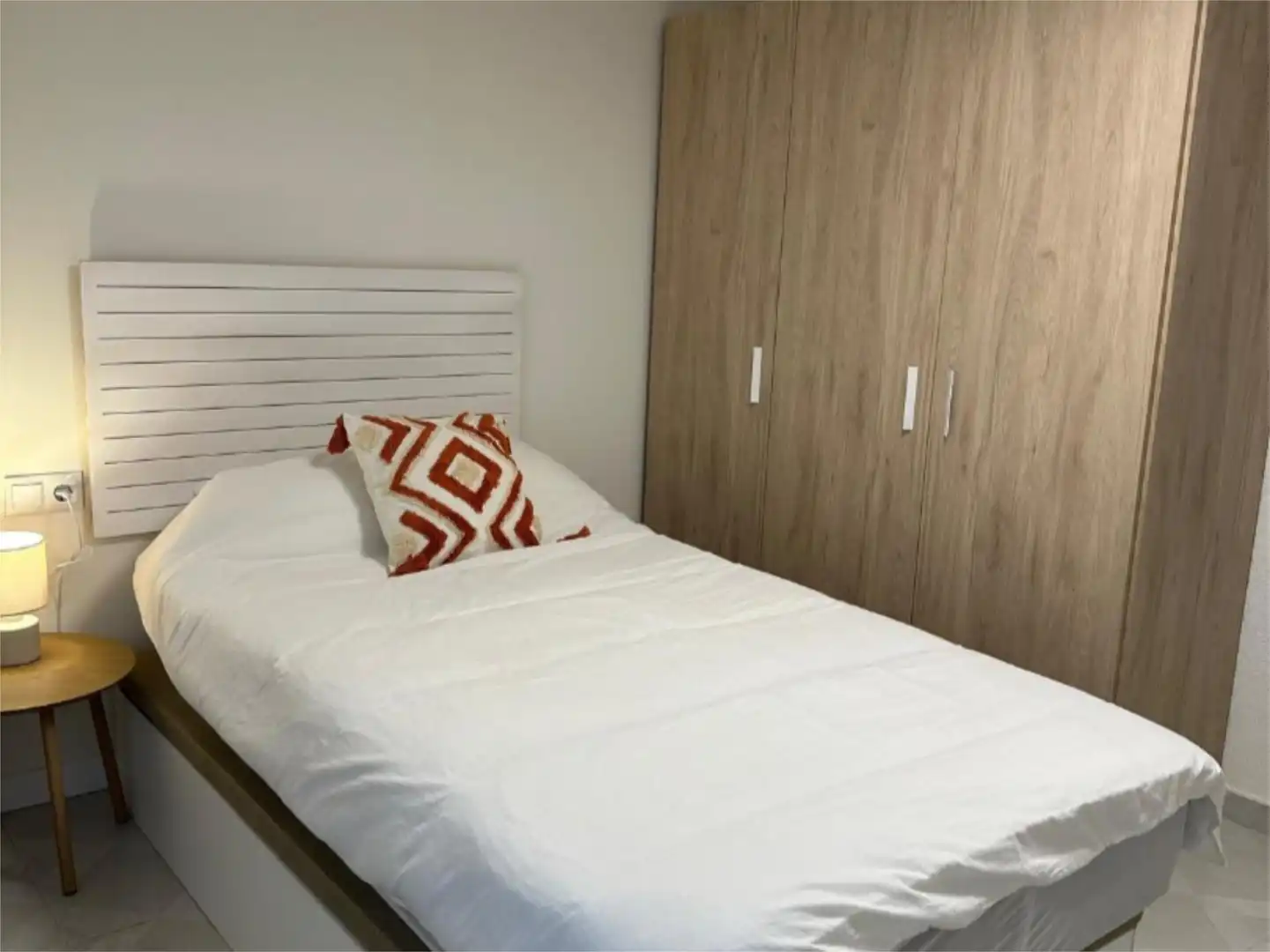 Habitació a Carrer Polo de Bernabé, 25, El Pilar Dormitori de Pis per a compartir en Vila-real amb Calefacció, Moblat i Balcó