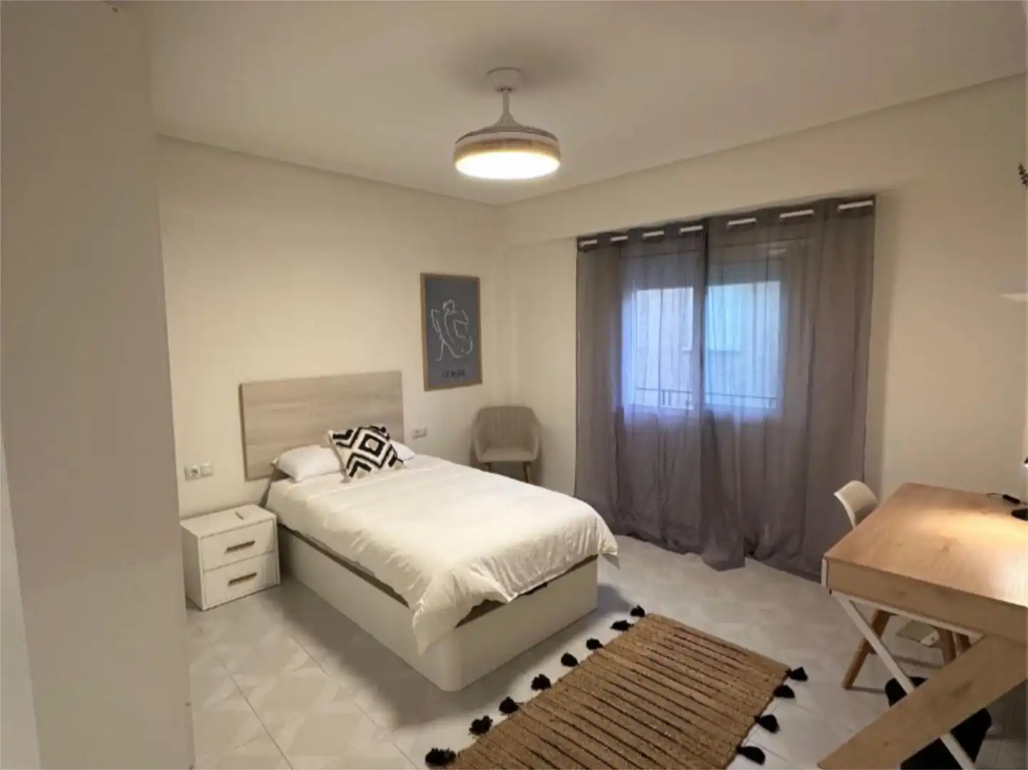 Habitació a Carrer Polo de Bernabé, 25, El Pilar Dormitori de Pis per a compartir en Vila-real amb Calefacció, Moblat i Balcó