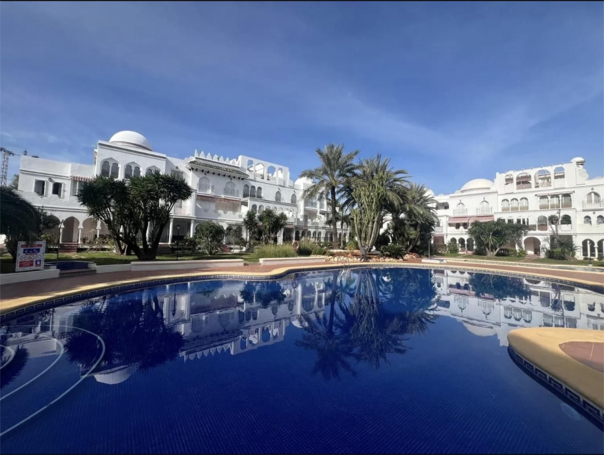 Swimming pool of Flat for rent in Dénia