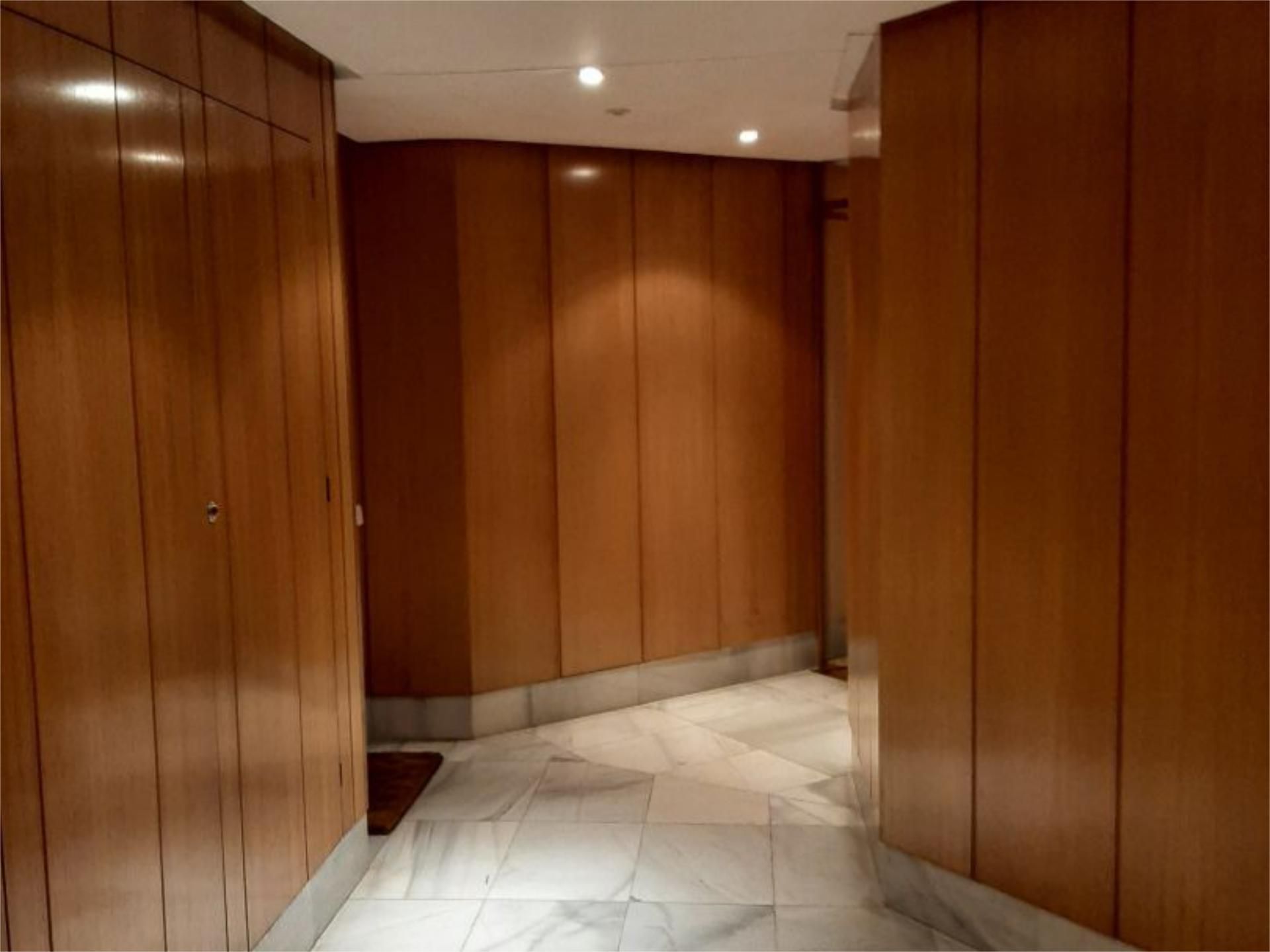 Flat to rent in  Madrid Capital  with Air Conditioner, Heating and Private garden