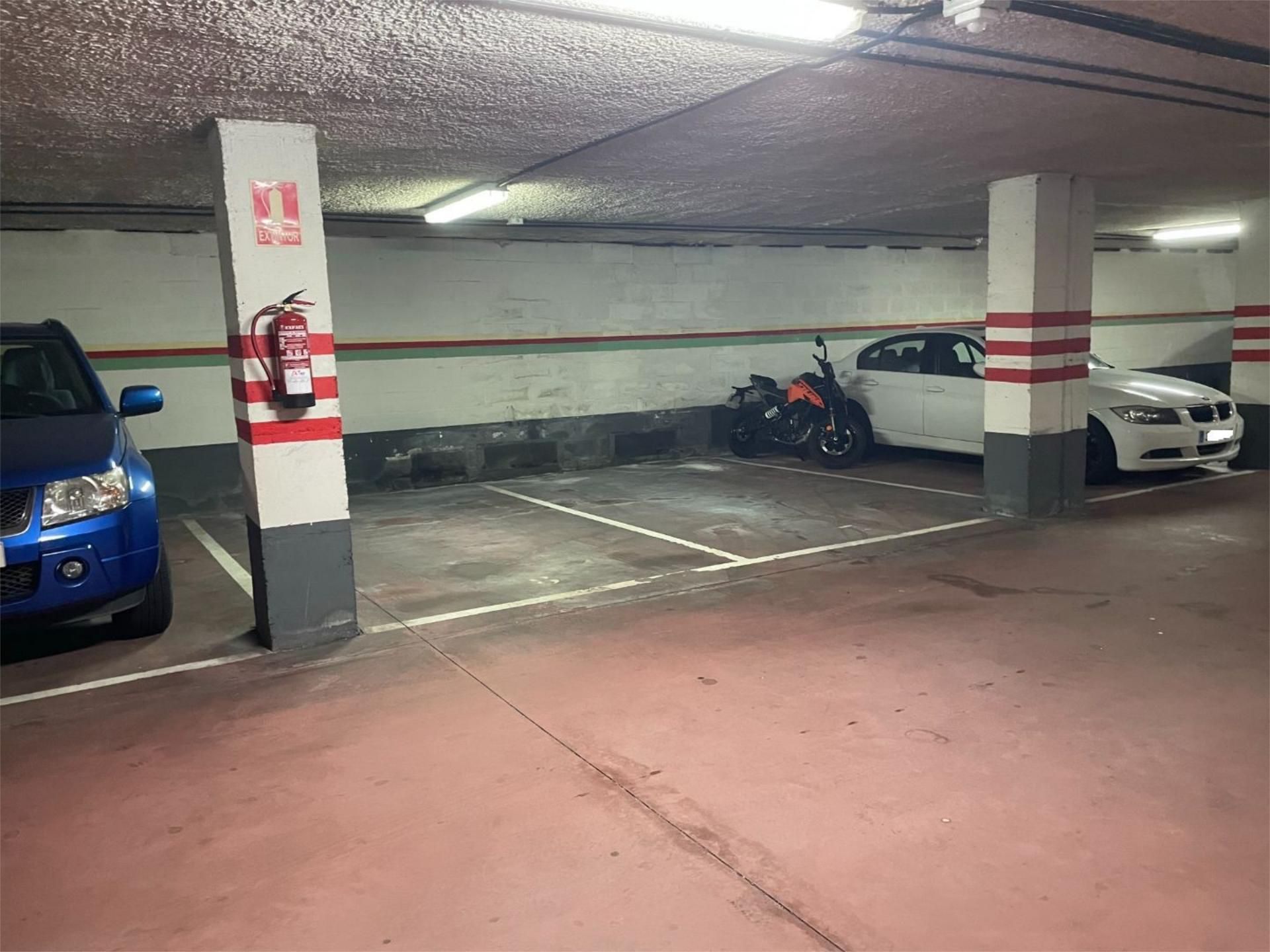 Parking of Garage to rent in Oviedo 