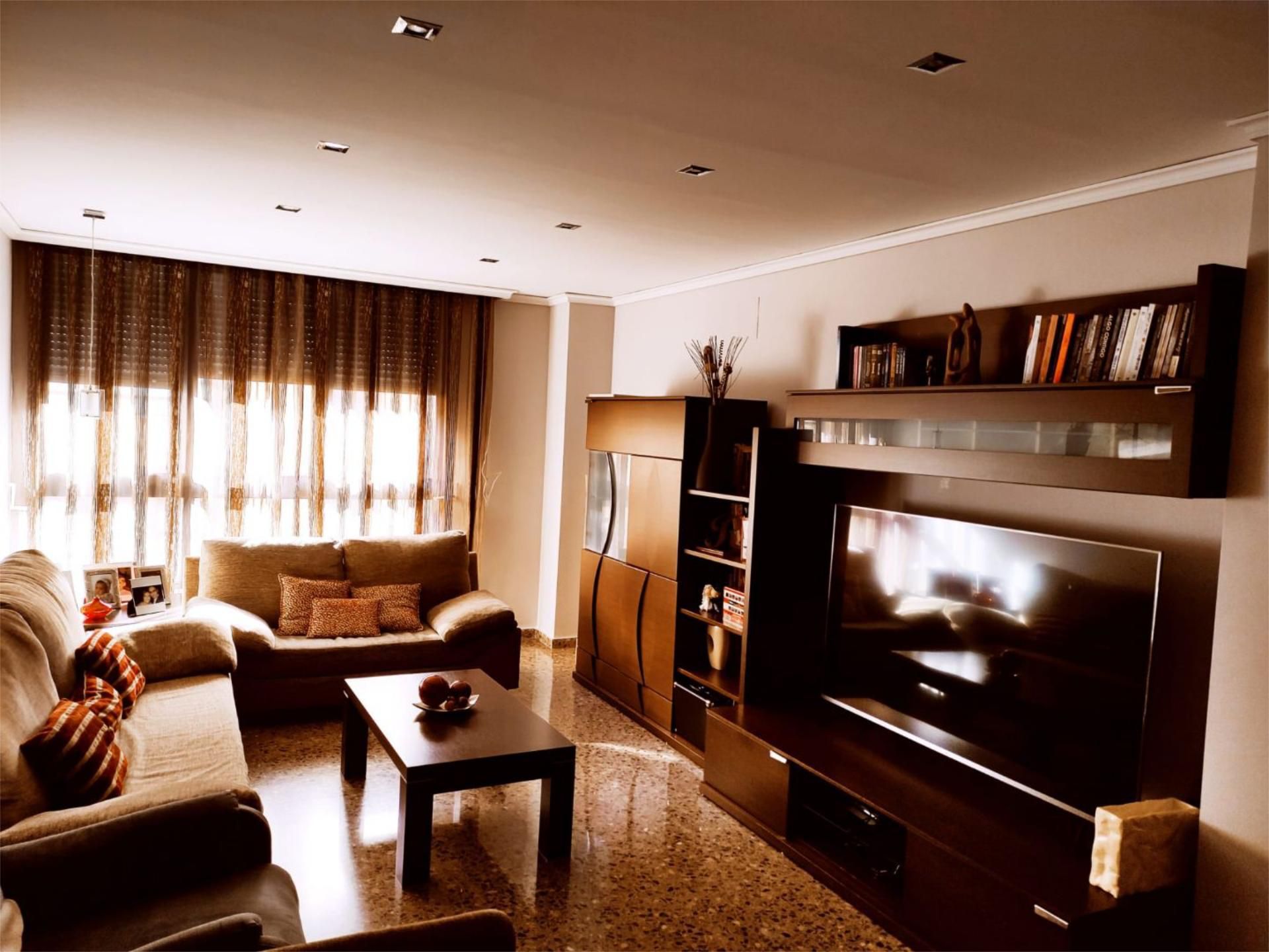 Living room of Flat for sale in Alzira  with Air Conditioner