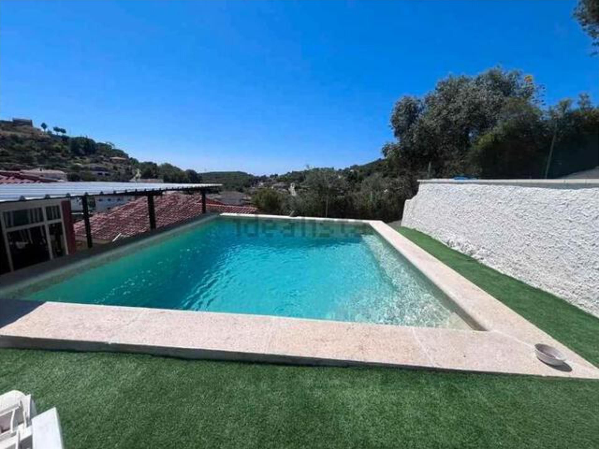 Piscina de Casa adosada en venda en Castellet i la Gornal amb Calefacció, Jardí privat i Terrassa
