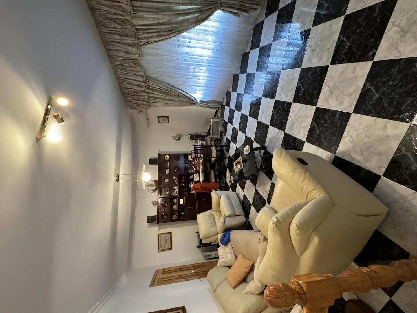 Sala d'estar de Casa adosada en venda en Calzadilla de los Barros amb Aire condicionat, Calefacció i Terrassa