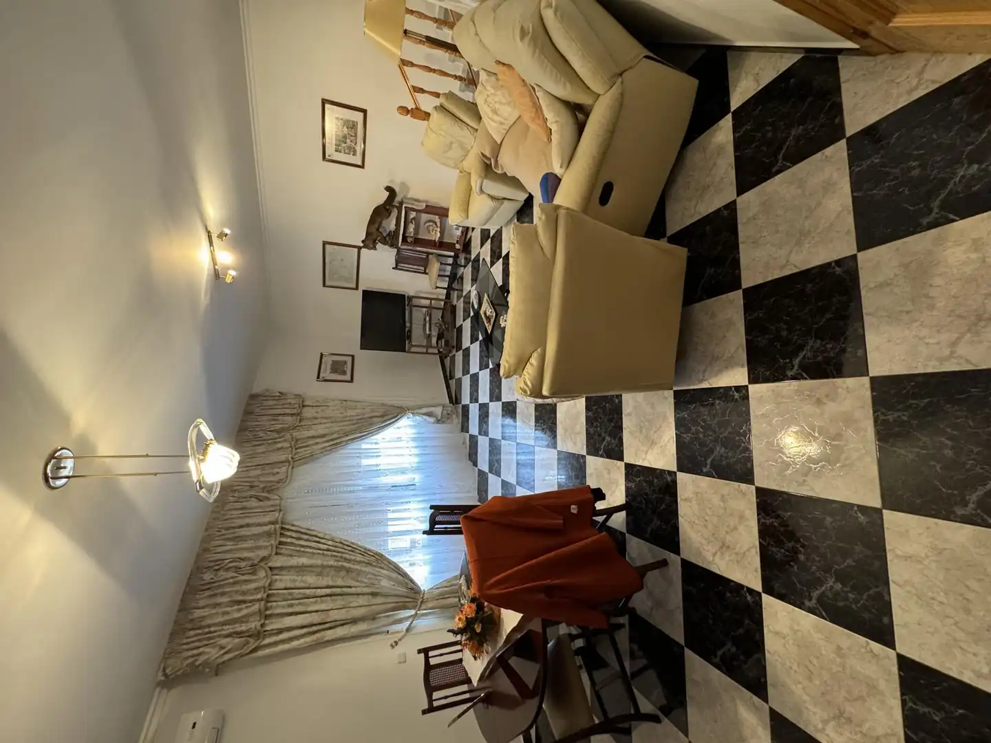 Sala d'estar de Casa adosada en venda en Calzadilla de los Barros amb Aire condicionat, Calefacció i Terrassa