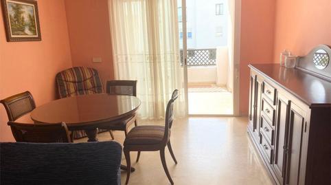 Foto 3 de Piso de alquiler en Avenida de Julio Iglesias, 18, Puerto Banús, Málaga