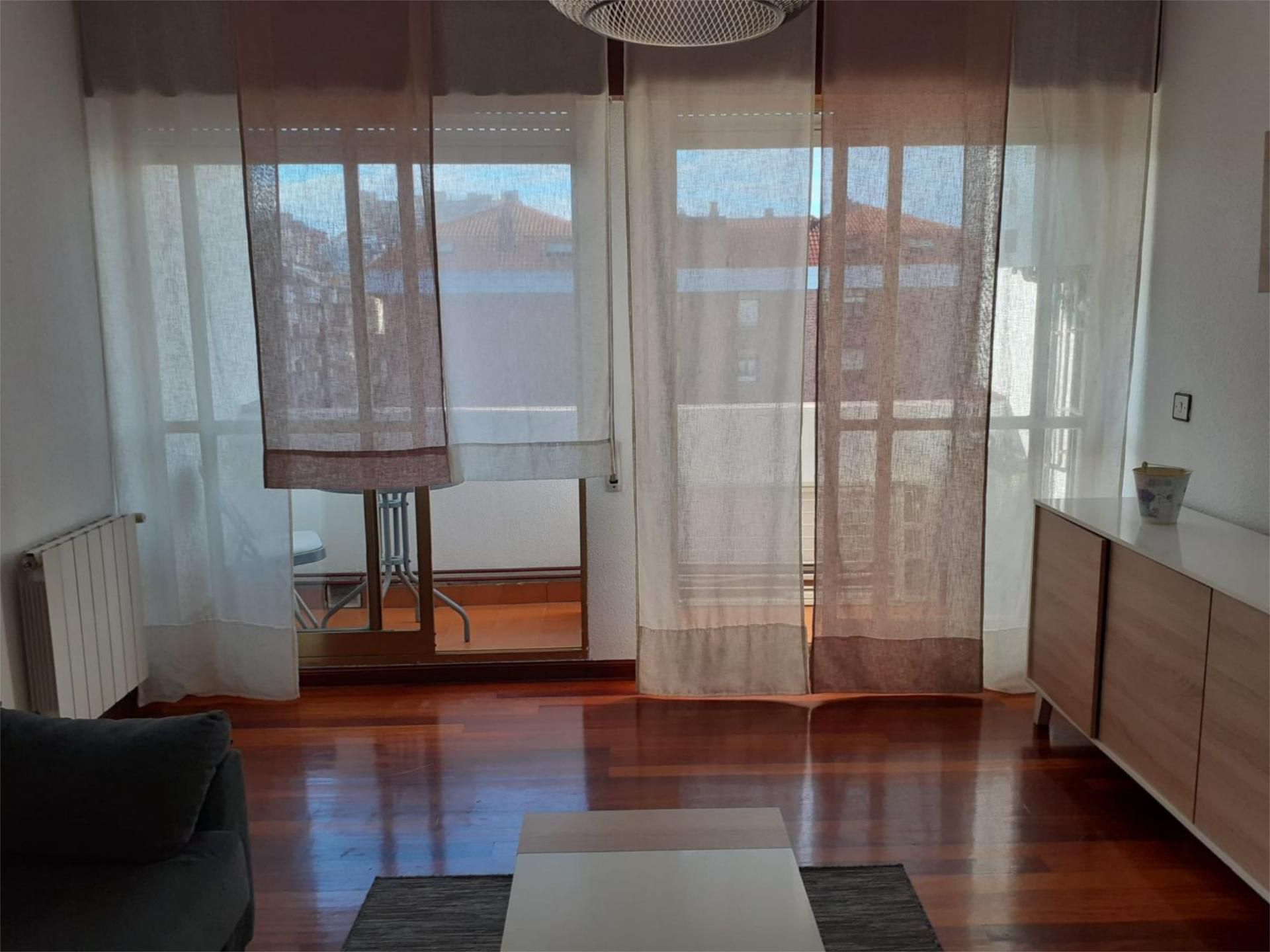 Dormitori de Dúplex de lloguer en Santander amb Parquet, Terrassa i Moblat
