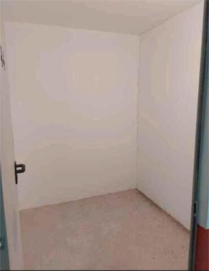 Box room to rent in Telde