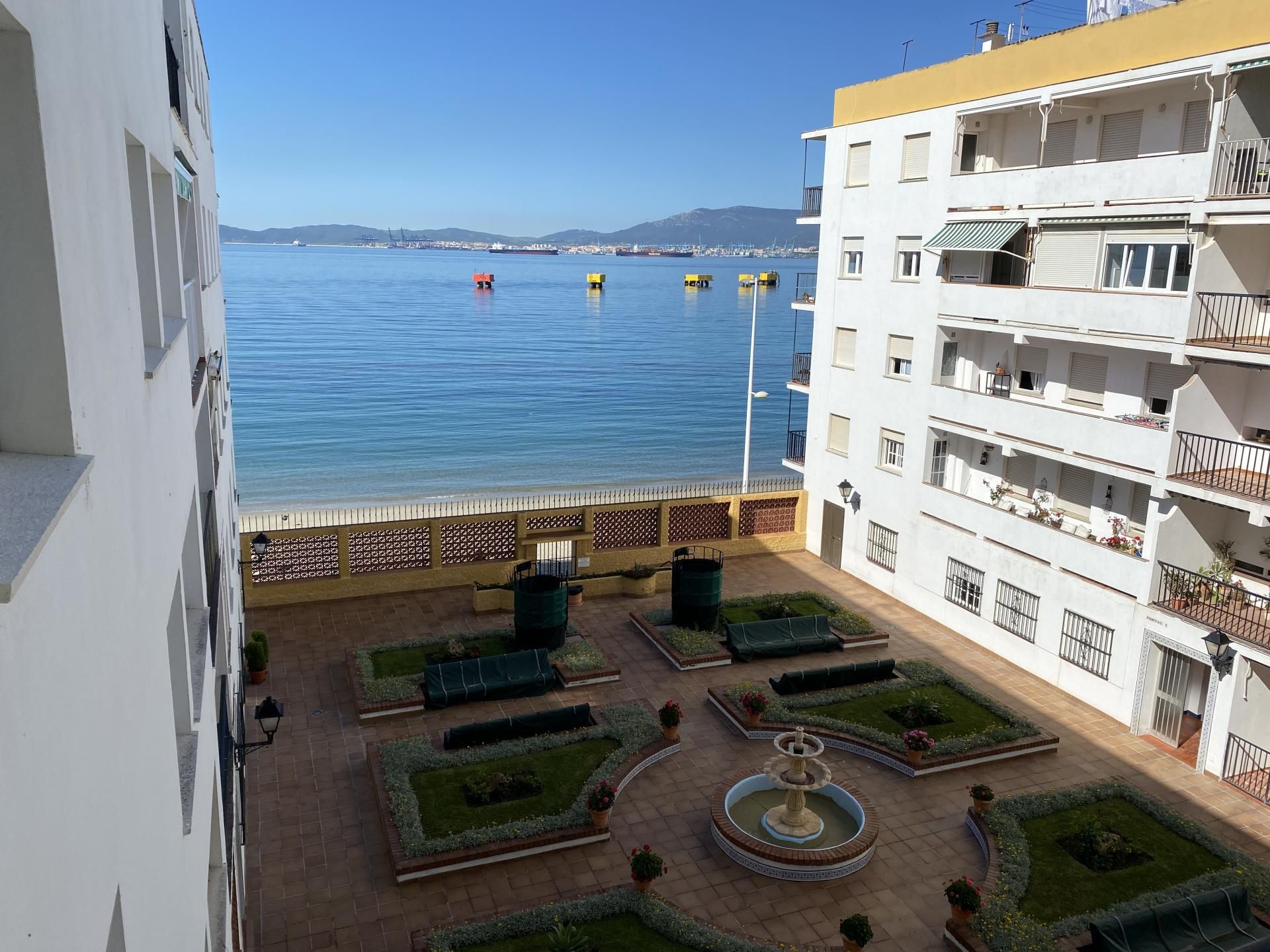 Flat to rent in Calle Acera de la Marina, 35, Puente Mayorga - Campamento