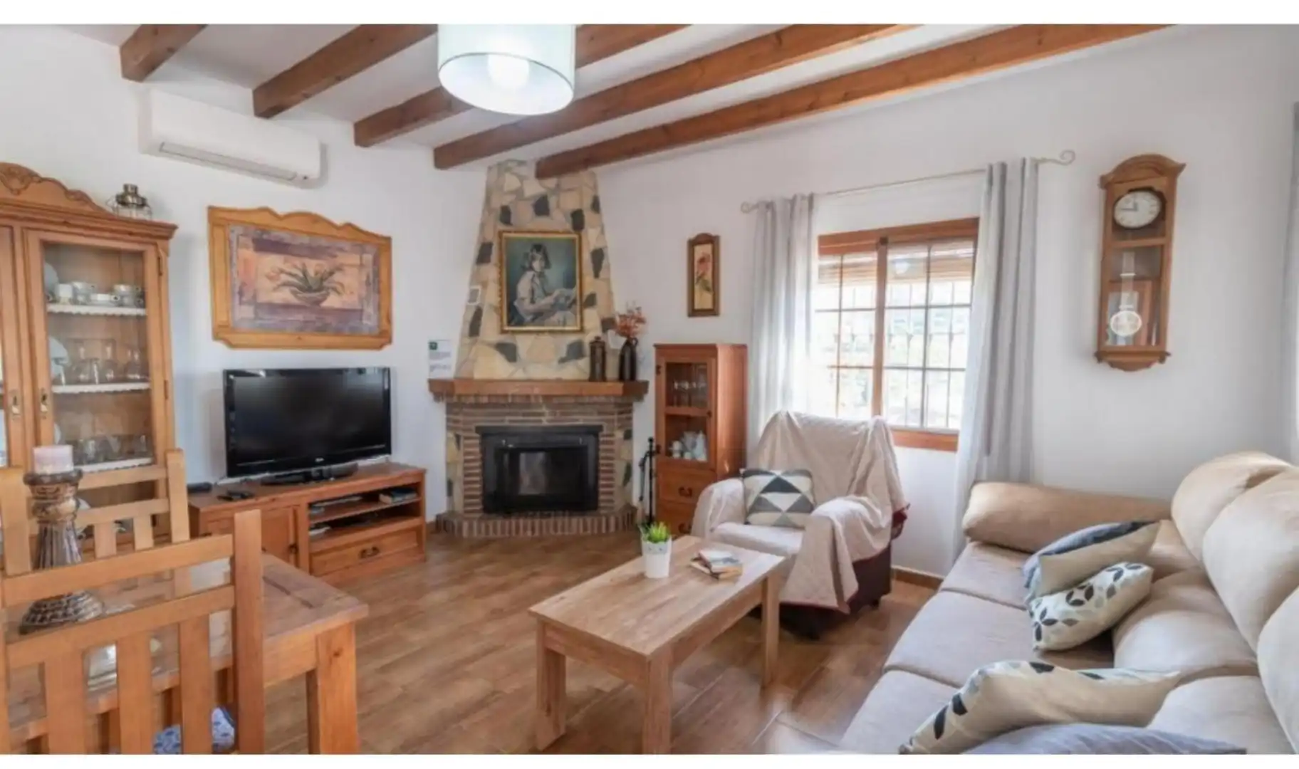 Finca rústica en venta en Calle Real, 2, Frigiliana Sala de estar de Finca rústica en venta en Frigiliana con Aire acondicionado, Terraza y Piscina