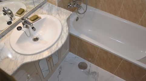 Foto 3 de Piso en venta en El Valle, Lucena