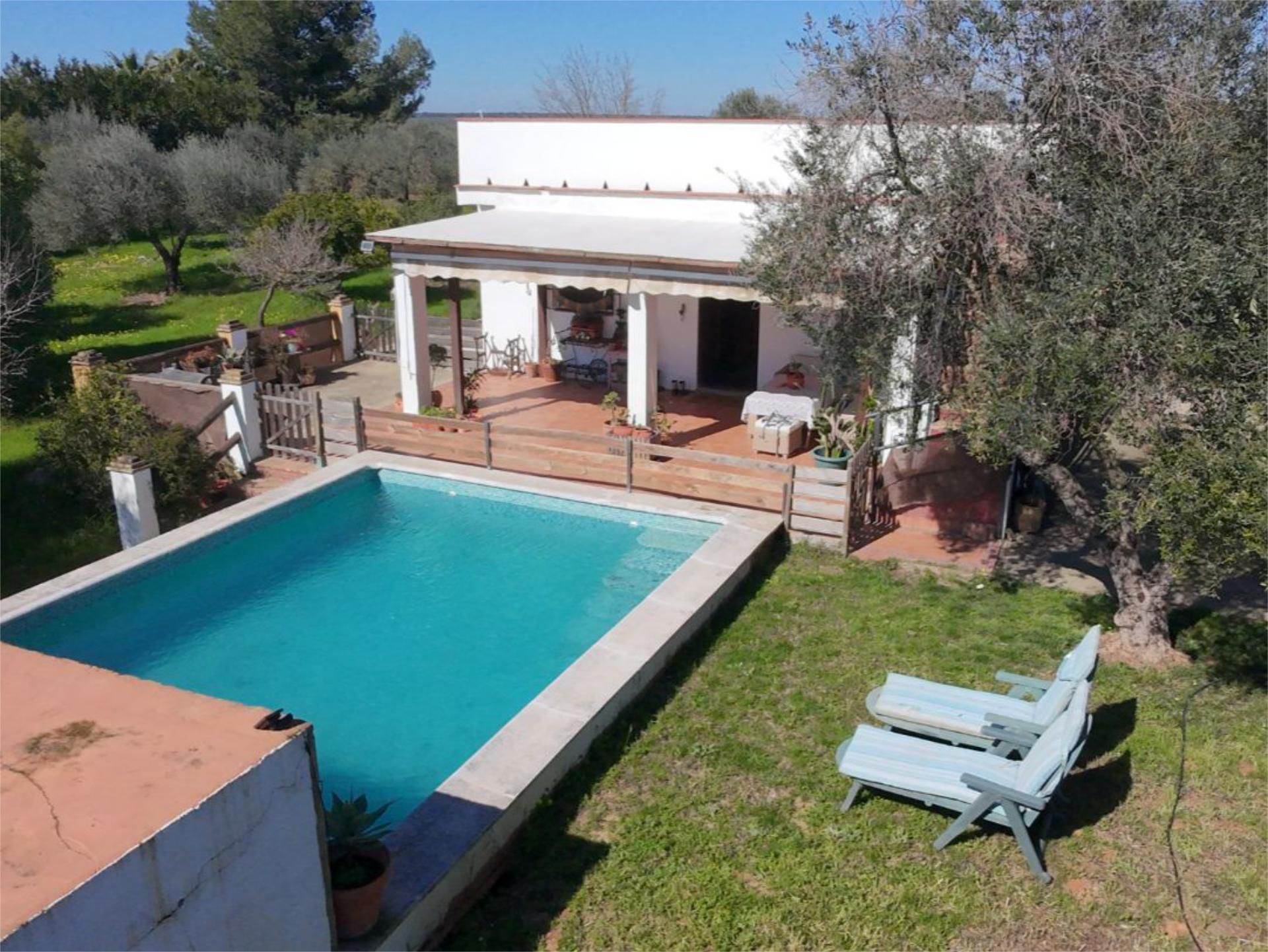 Piso en venta en Carretera Circunvalación, 25, Pilas Piscina de Piso en venta en Pilas con Aire acondicionado, Calefacción y Jardín privado