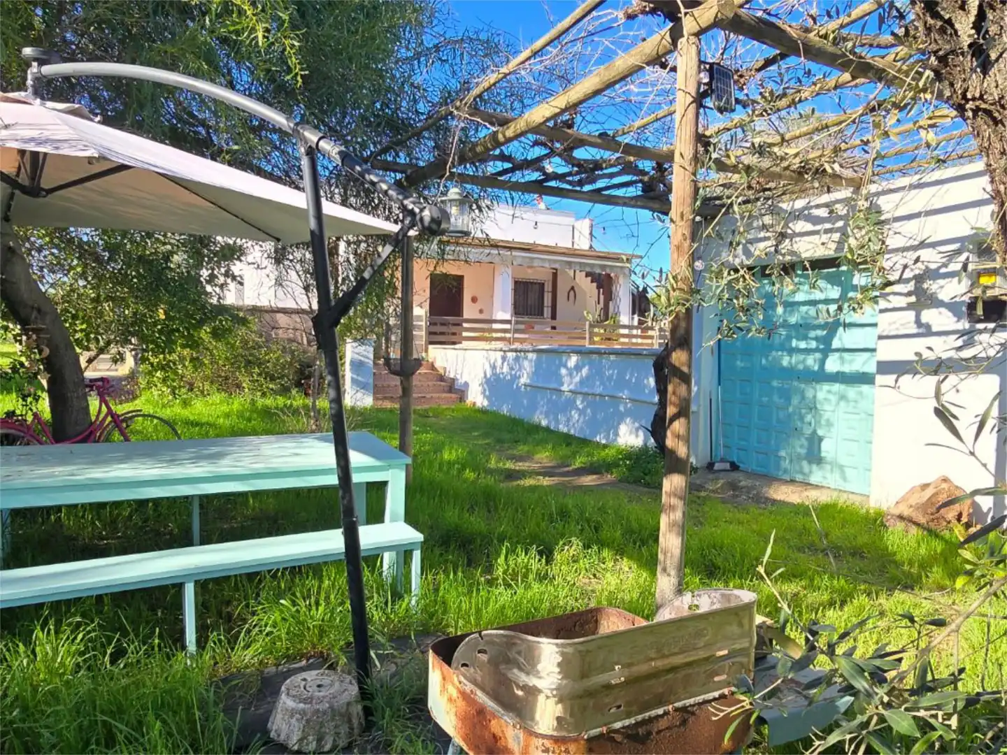 Jardín de Finca rústica en venta en Pilas con Aire acondicionado, Terraza y Piscina