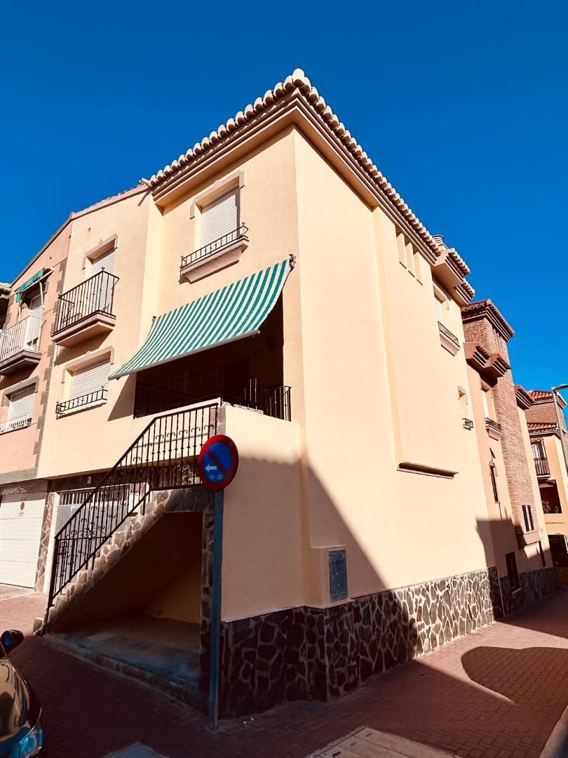 Duplex to share in Calle Olmo, 9, Motril  ciudad