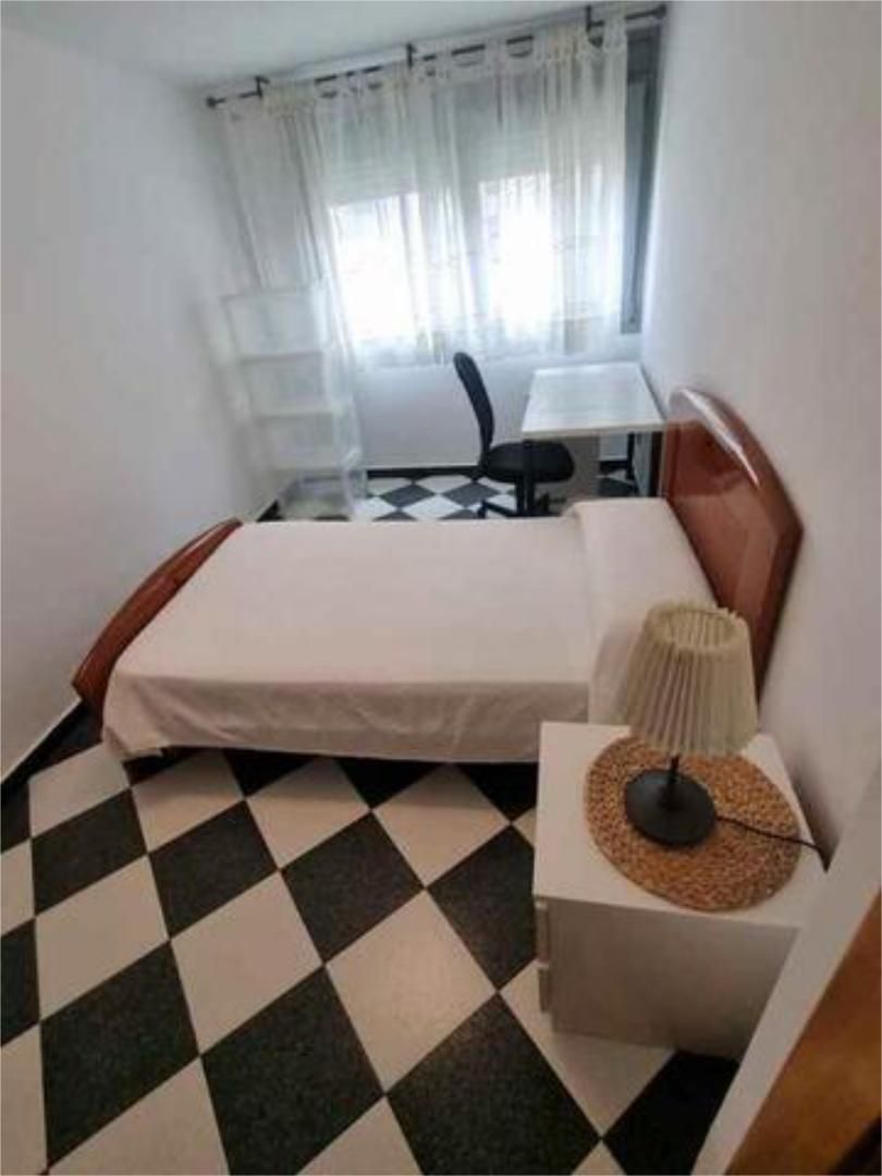 Bedroom of Apartment to share in L'Hospitalet de Llobregat