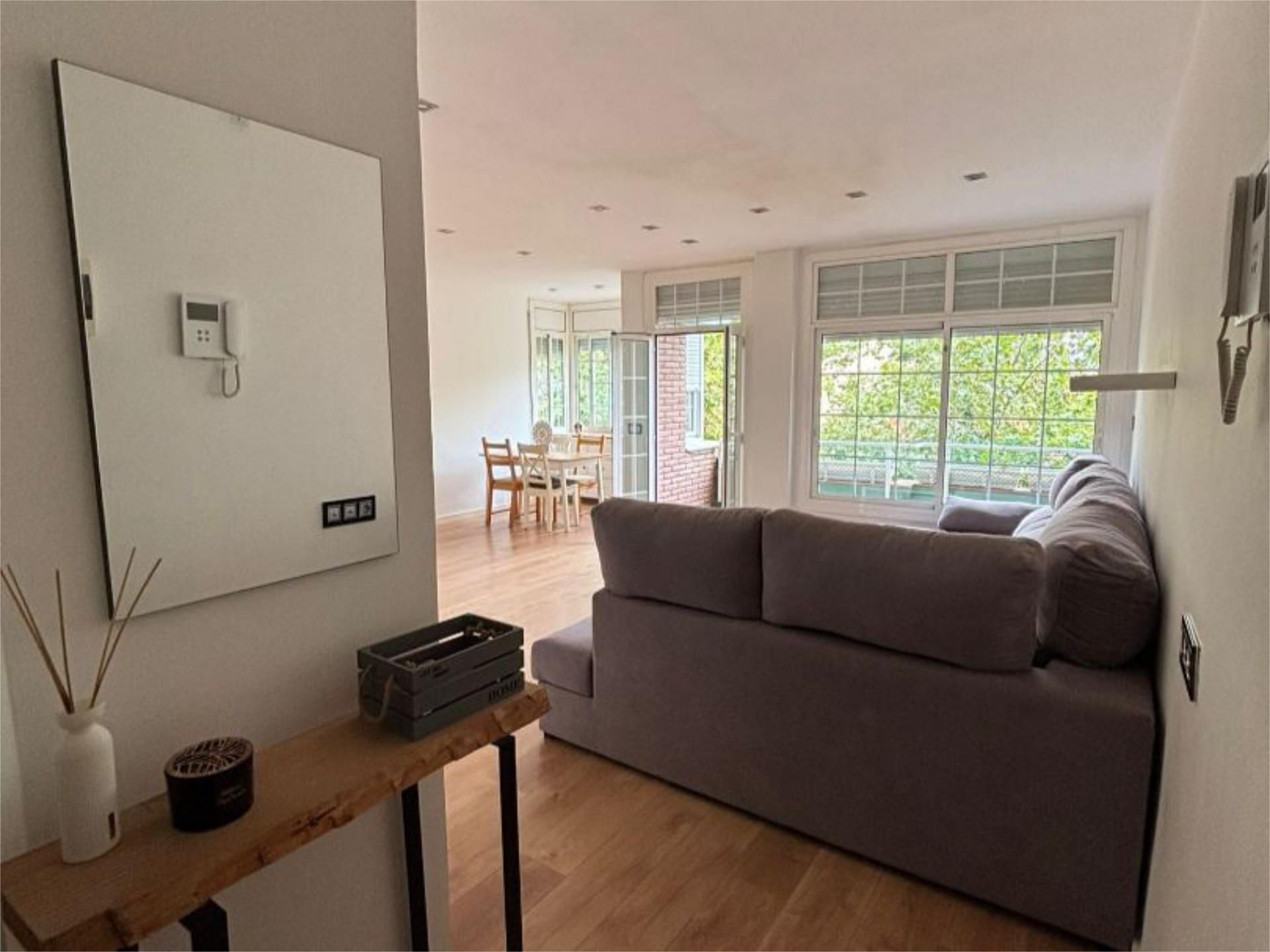 Living room of Flat to rent in Gavà  with Air Conditioner, Heating and Parquet flooring