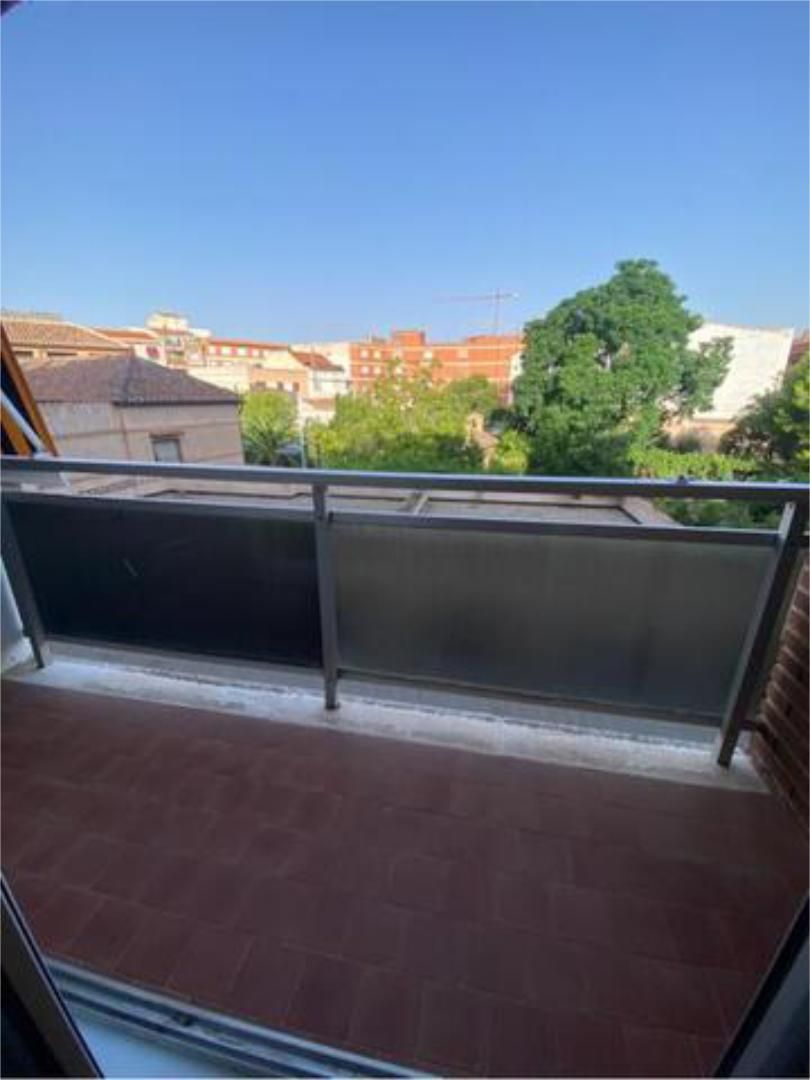 Flat to rent in Plaza de Toros